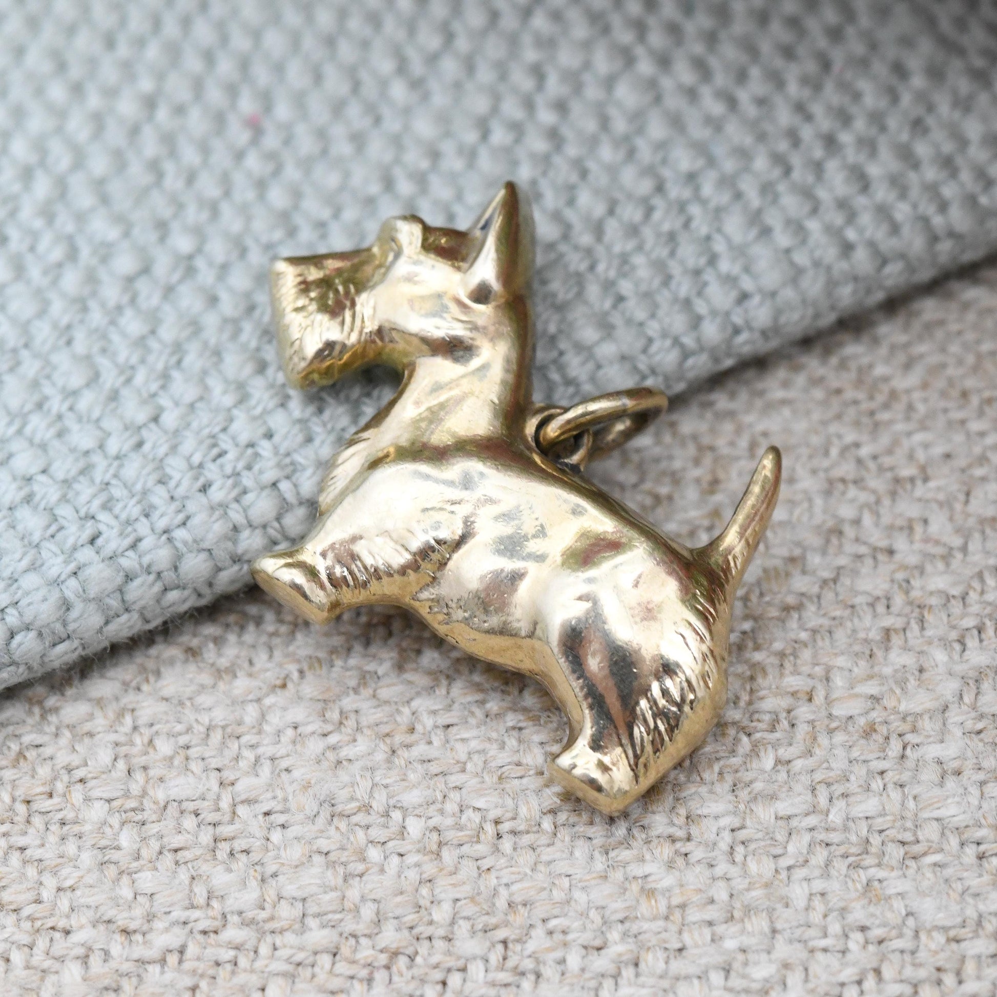 Vintage 9ct Gold Scottie Dog Charm Pendant 1960 Scottish Terrier - 3D Detailed Dog Charm | Small Stocky Dog | Mid-Century Jewellery Gift