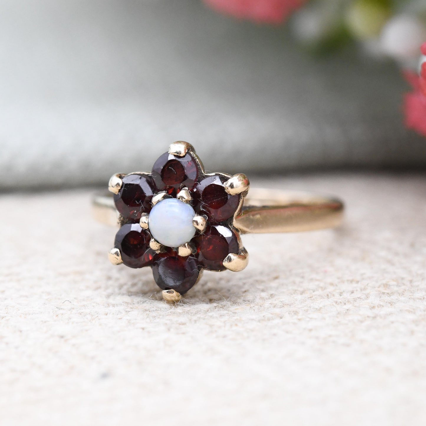 Vintage 9ct Gold Garnet Opal Flower Cluster Ring 1970 - Pretty Mid-Century Floral Ring Red White Gemstones | UK Size - M 1/2 US Size - 6 1/4