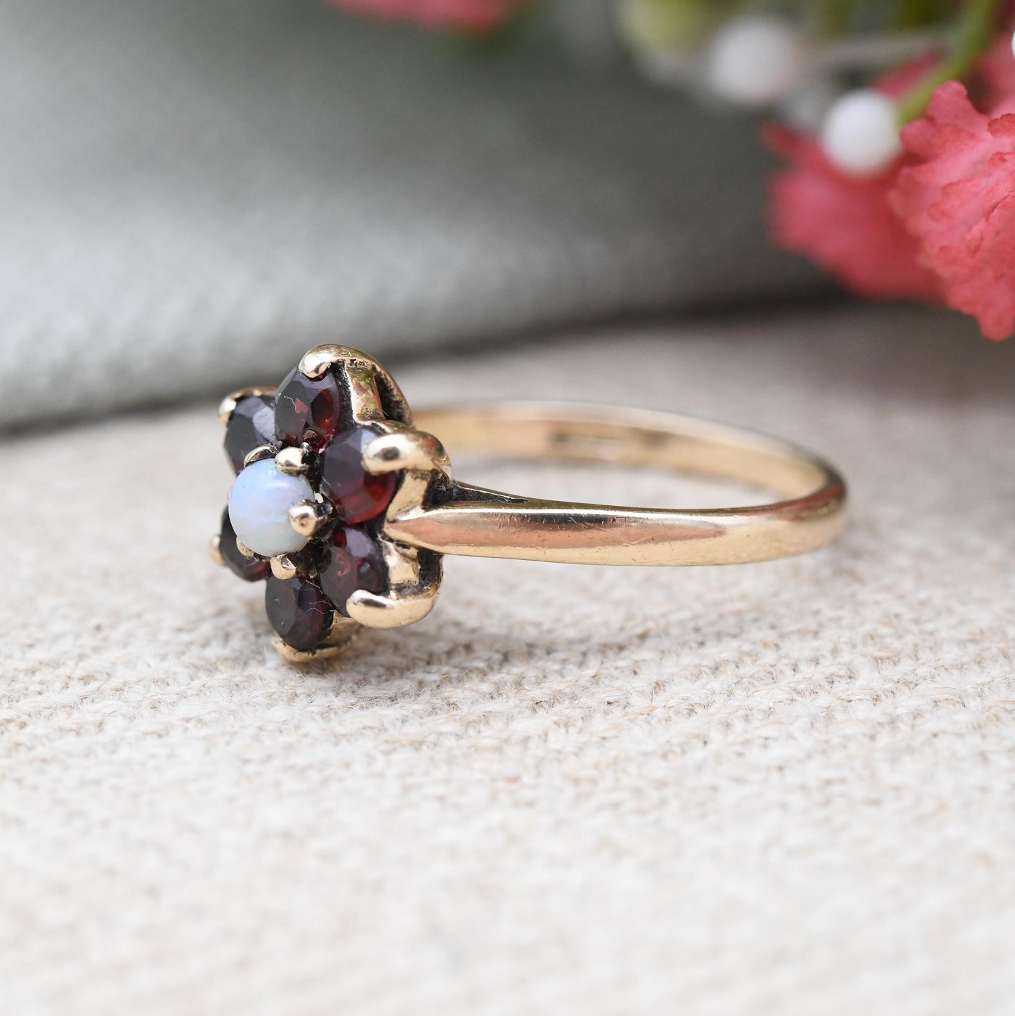 Vintage 9ct Gold Garnet Opal Flower Cluster Ring 1970 - Pretty Mid-Century Floral Ring Red White Gemstones | UK Size - M 1/2 US Size - 6 1/4