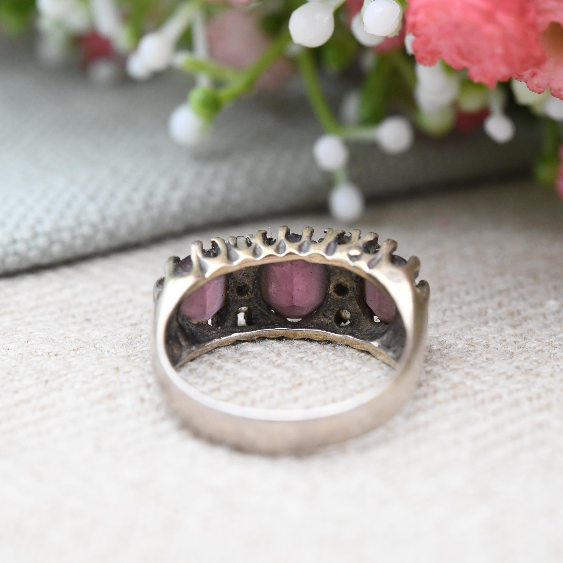 Vintage Sterling Silver Purple Three Stone Ring Clear Stone Accents 1975 - Antique Style Victorian Revival | UK Size - N | US Size - 6 1/2