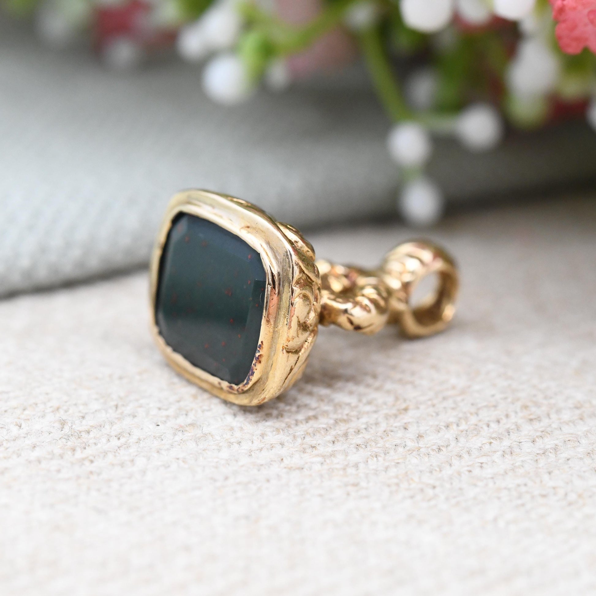 Vintage 9ct Gold Bloodstone Fob Pendant 1964 by Slade and Kempton S&K - Antique Style Miniature Watch Fob Blank Seal Ornate Pretty Necklace