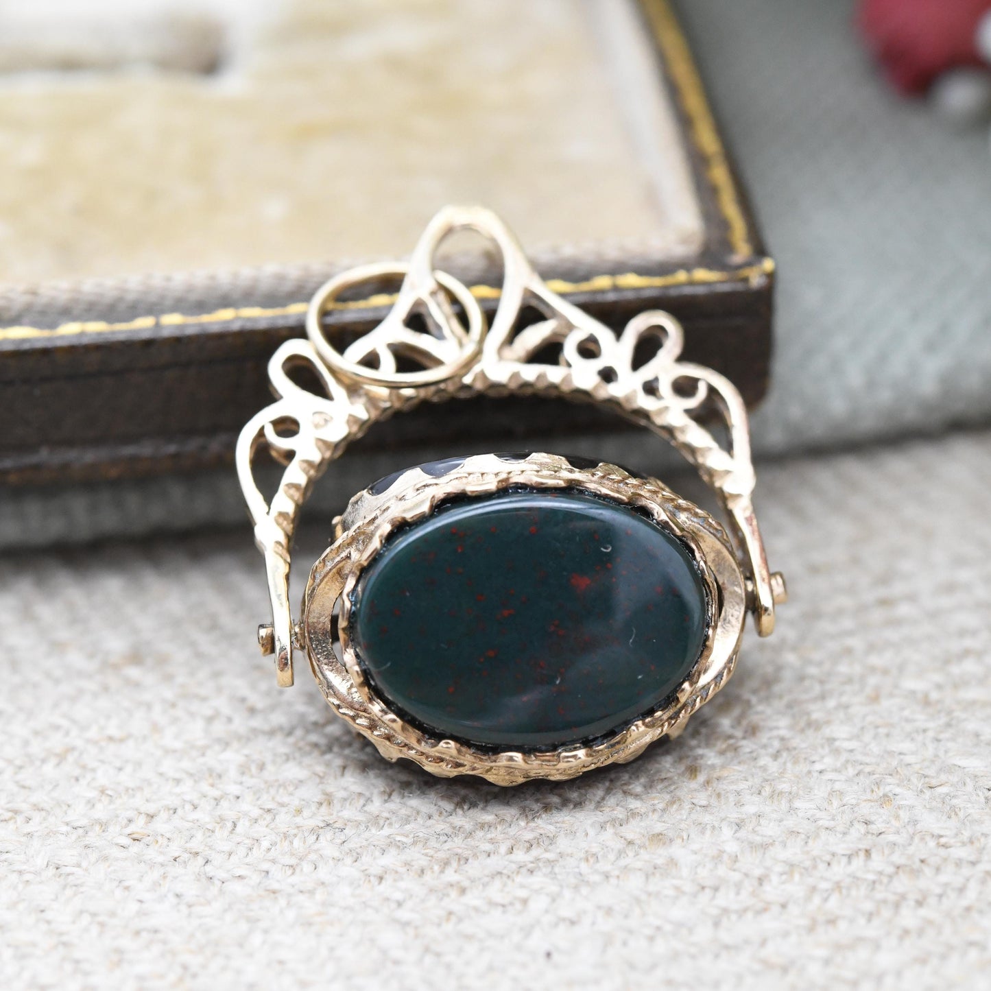 Vintage 9ct Gold Gemstone Spinner Fob Bloodstone Carnelian Onyx - Gemstone Watch Fob Pendant | Antique Style | Heliotrope Jasper