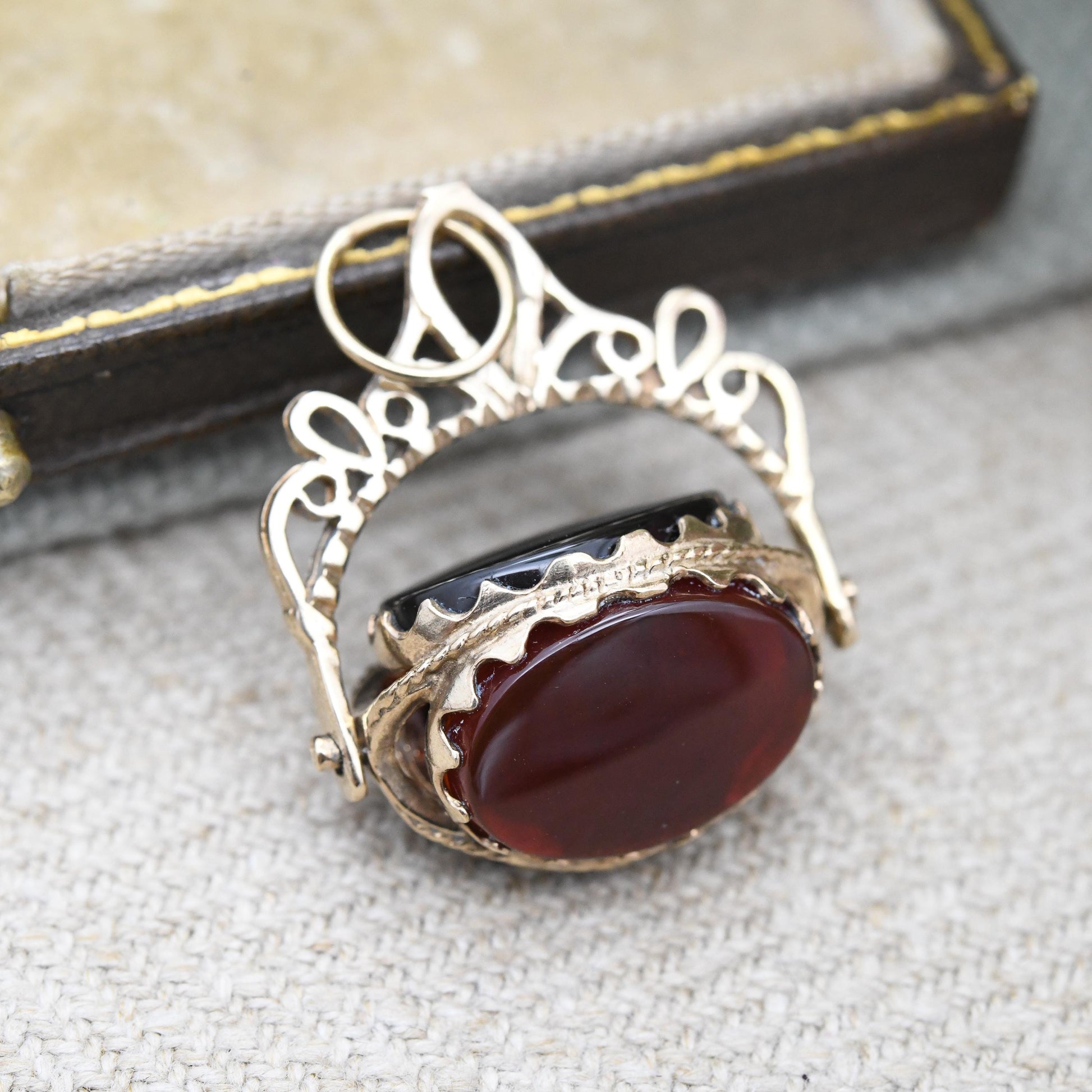 Vintage 9ct Gold Gemstone Spinner Fob Bloodstone Carnelian Onyx - Gemstone Watch Fob Pendant | Antique Style | Heliotrope Jasper
