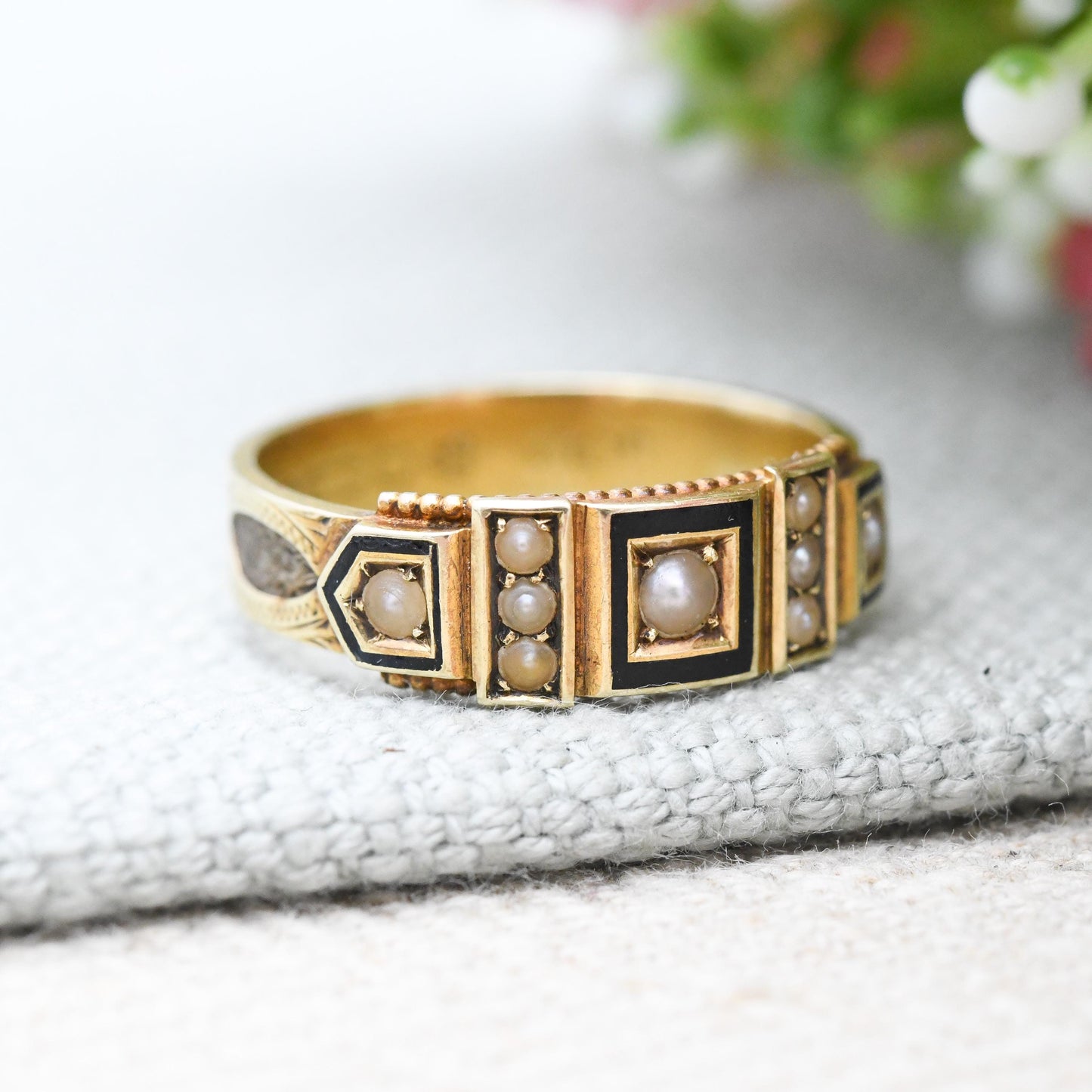 Antique Victorian 15ct Gold Mourning Ring 1897 Chester - Hair Band Black Enamel Split Pearls Black and White | UK Size - P | US Size - 7 1/2