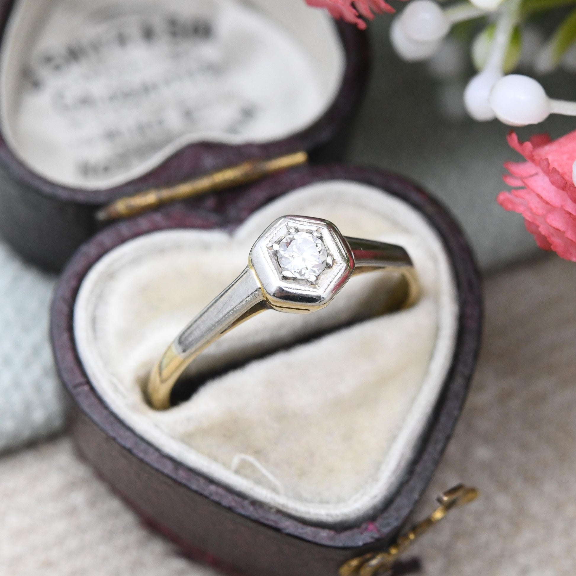 Vintage 18ct Gold Diamond Solitaire Ring - Vintage Art Deco Engagement Ring Hexagonal Shape White Front | UK Size - Q | US Size - 8