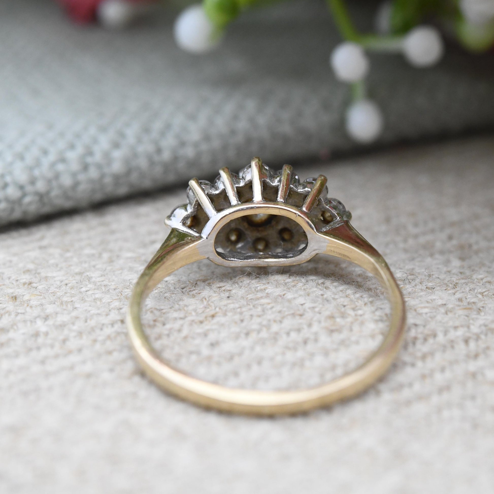 Vintage 9ct Gold Cluster Ring 1985 with Clear Stones - Mid-Century Statement Cocktail Placeholder Ring | UK Size - L | US Size - 5 3/4