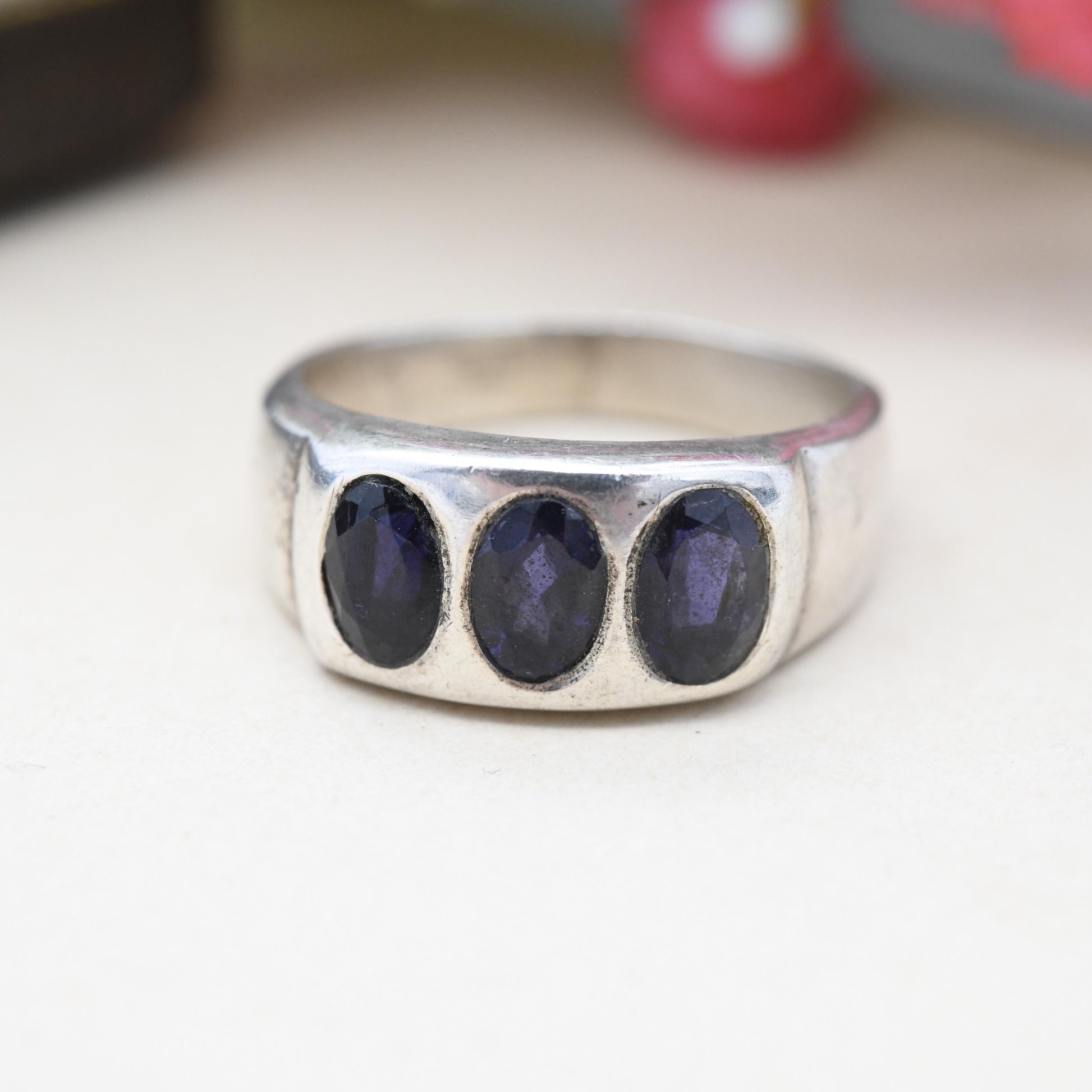 Vintage Sterling Silver Iolite Gypsy Ring Three Stone Trilogy - Chunky Gemstone Ring Deep Purple Oval | UK Size - Q | US Size - 8