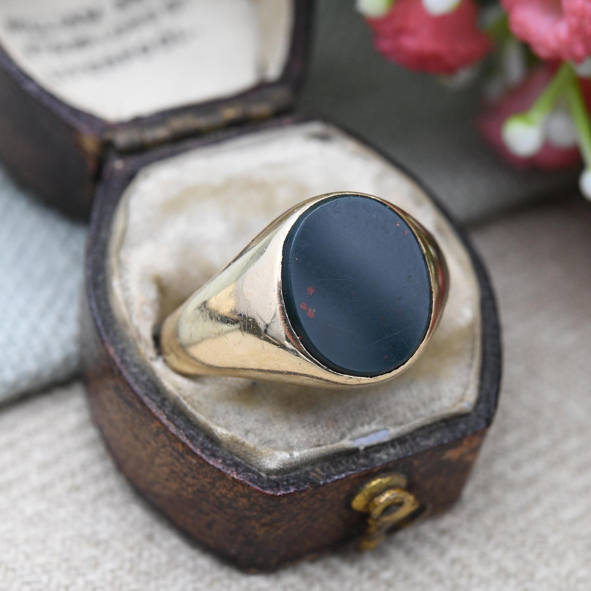 Vintage 9ct Gold Bloodstone Signet Ring 1959 Charles Green & Son - Large Gemstone Ring | Gift for Boyfriend | UK Size - R | US Size - 8 1/2