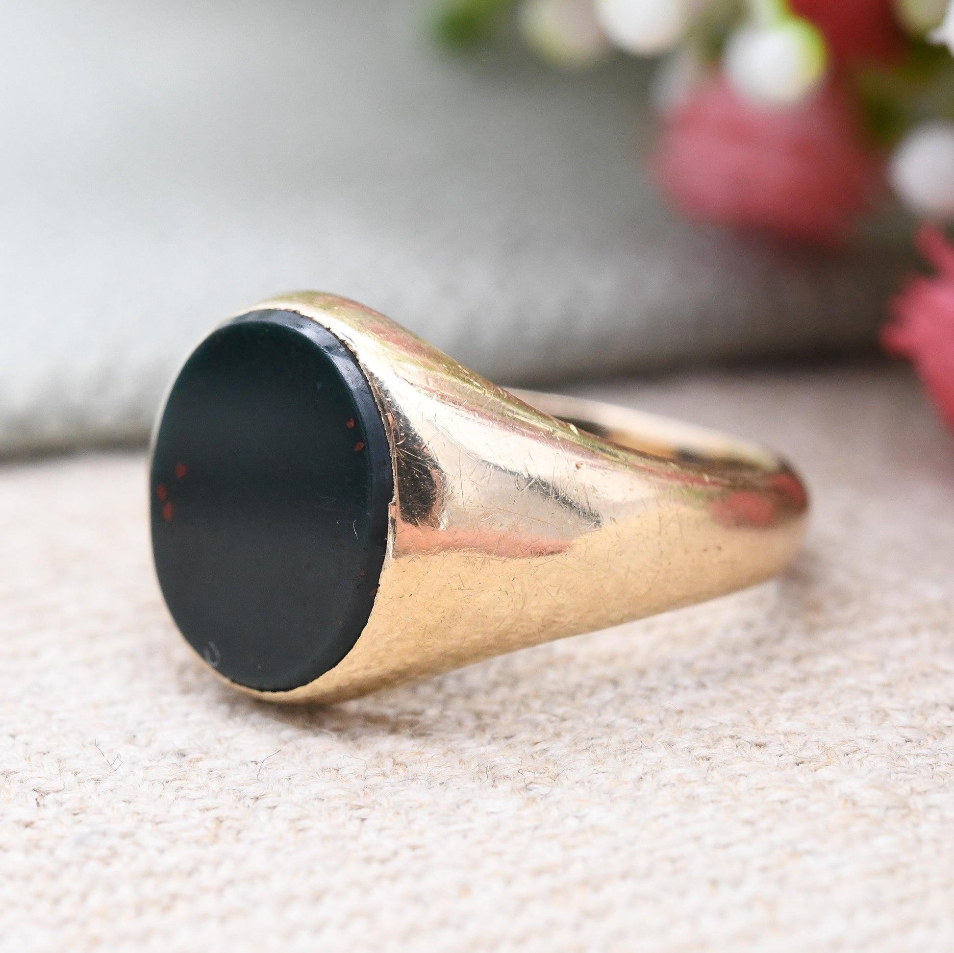 Vintage 9ct Gold Bloodstone Signet Ring 1959 Charles Green & Son - Large Gemstone Ring | Gift for Boyfriend | UK Size - R | US Size - 8 1/2