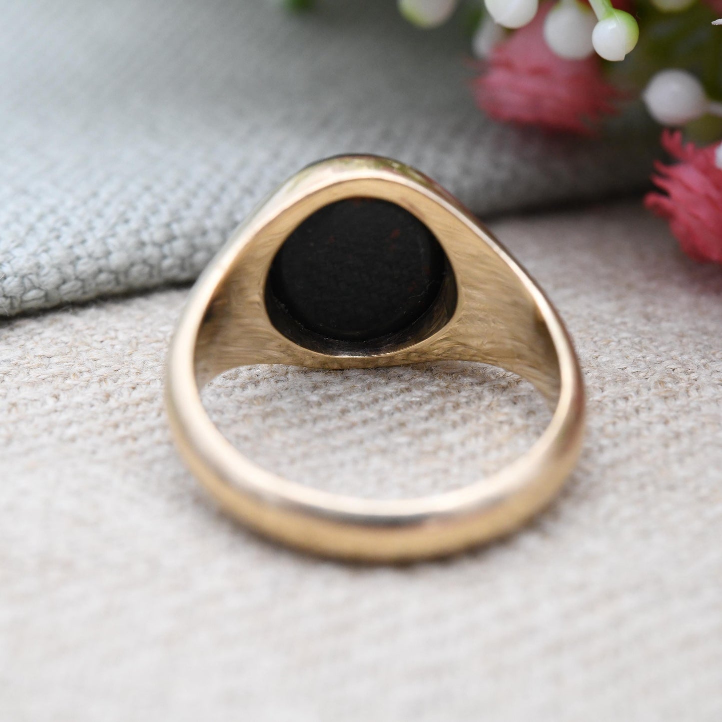 Vintage 9ct Gold Bloodstone Signet Ring 1959 Charles Green & Son - Large Gemstone Ring | Gift for Boyfriend | UK Size - R | US Size - 8 1/2