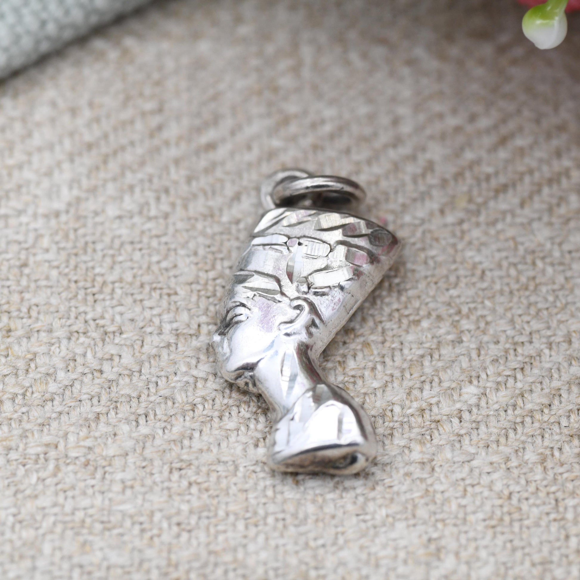 Vintage Egyptian Silver Queen Nefertiti Charm Pendant - Ancient Egypt Pharaoh | Detailed 3D Hand Cut Design | Charm Necklace Stack