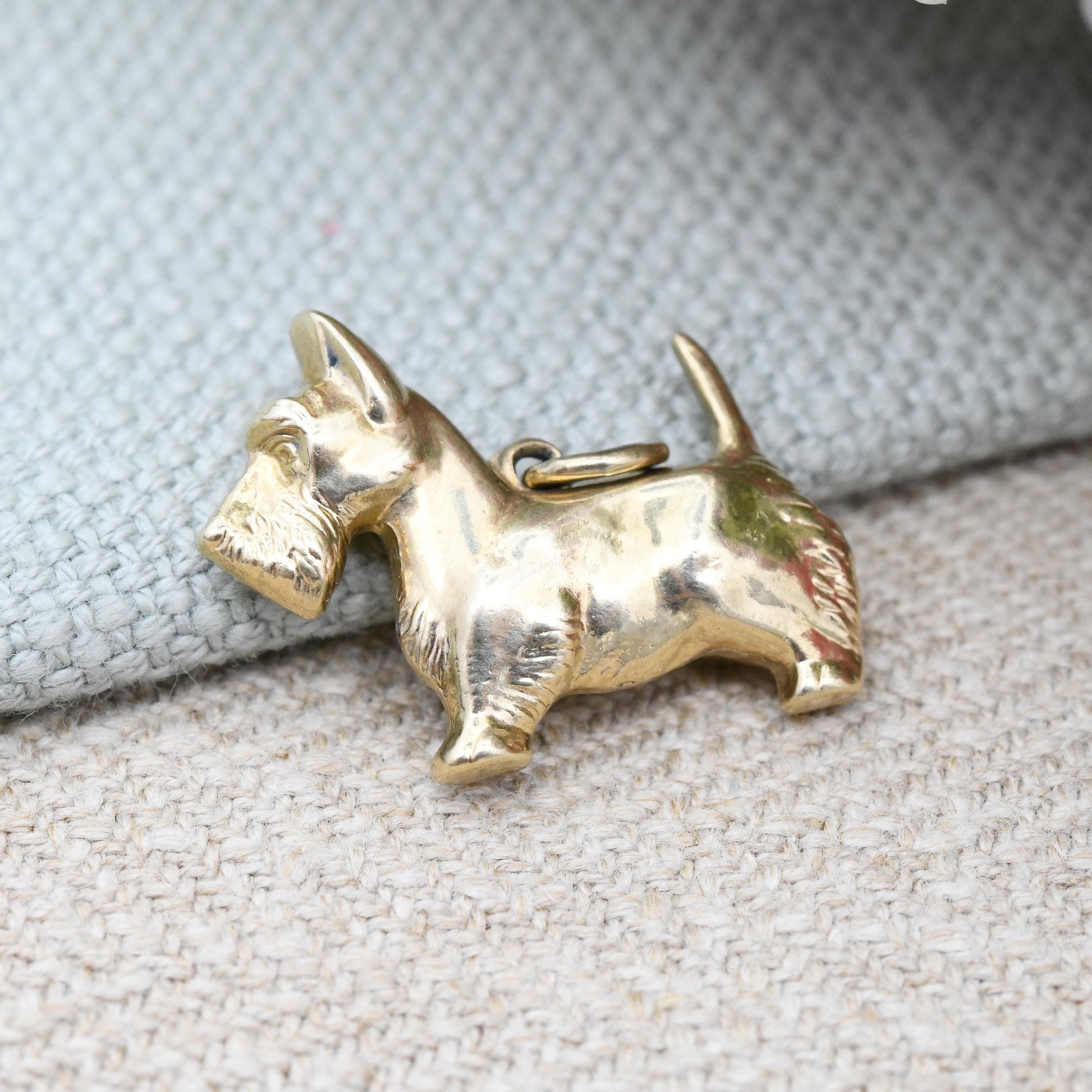 Vintage 9ct Gold Scottie Dog Charm Pendant 1960 Scottish Terrier - 3D Detailed Dog Charm | Small Stocky Dog | Mid-Century Jewellery Gift