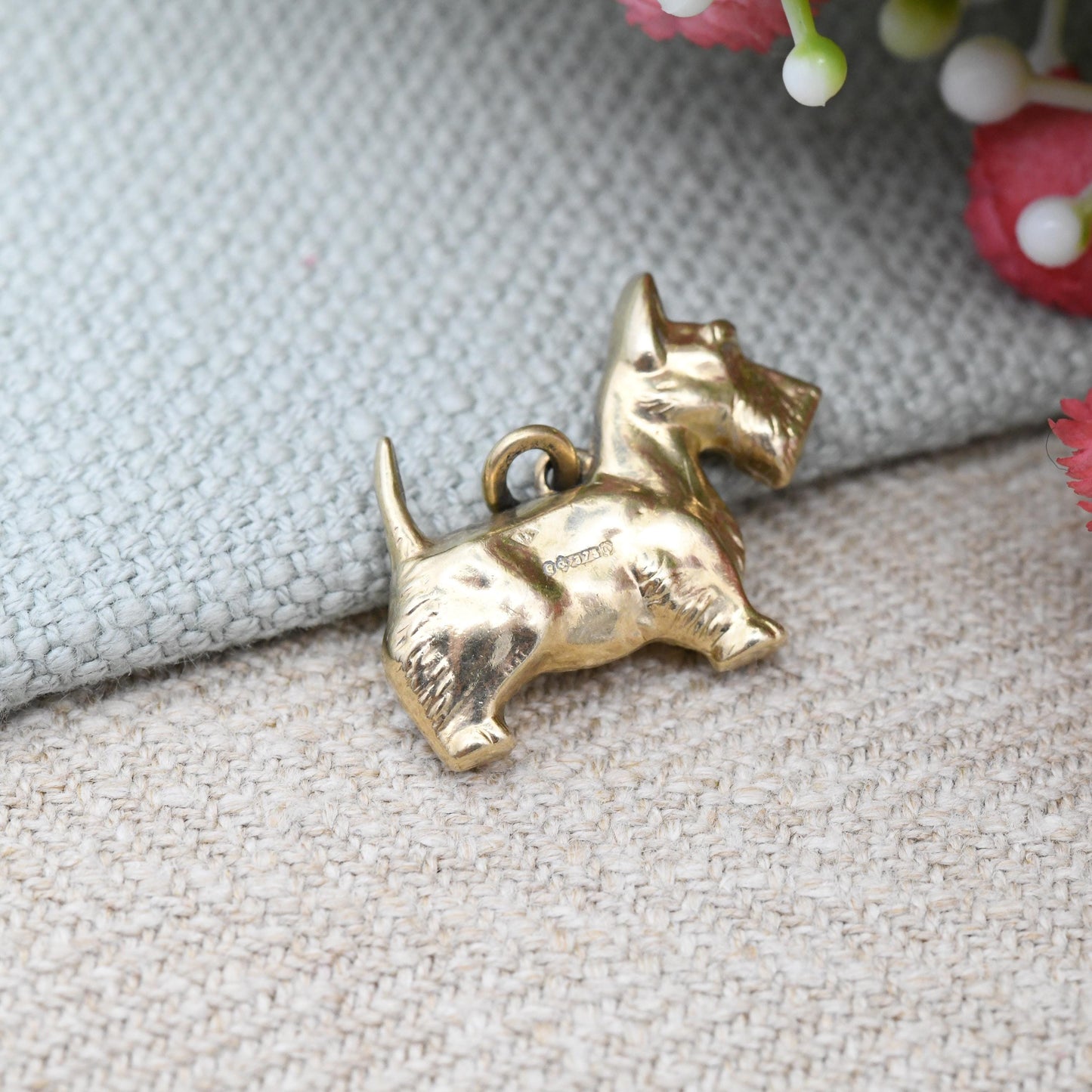 Vintage 9ct Gold Scottie Dog Charm Pendant 1960 Scottish Terrier - 3D Detailed Dog Charm | Small Stocky Dog | Mid-Century Jewellery Gift