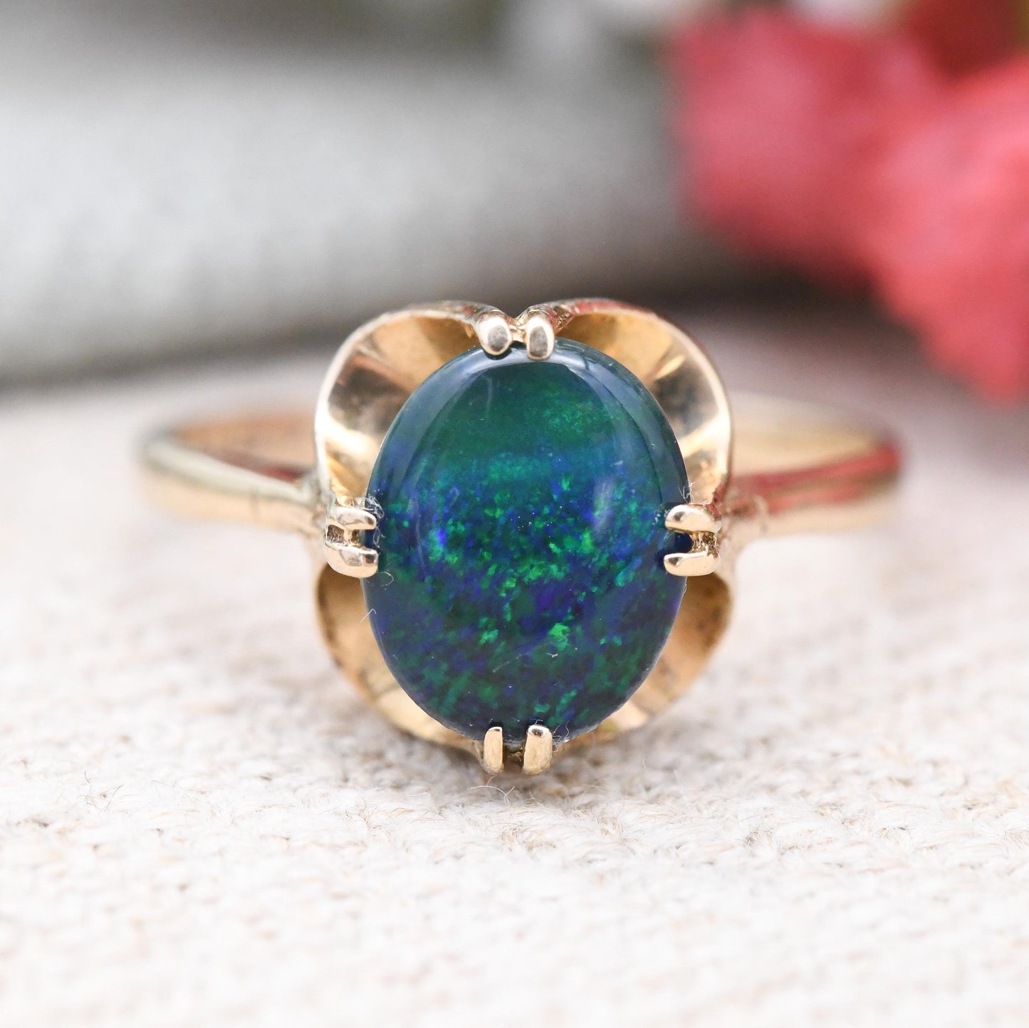 Vintage 9ct Gold Black Opal Triplet Ring 1979 - Deep Blue Green Opal Pretty Solitaire | Mid-Century 1970s | UK Size - L | US Size - 5 3/4