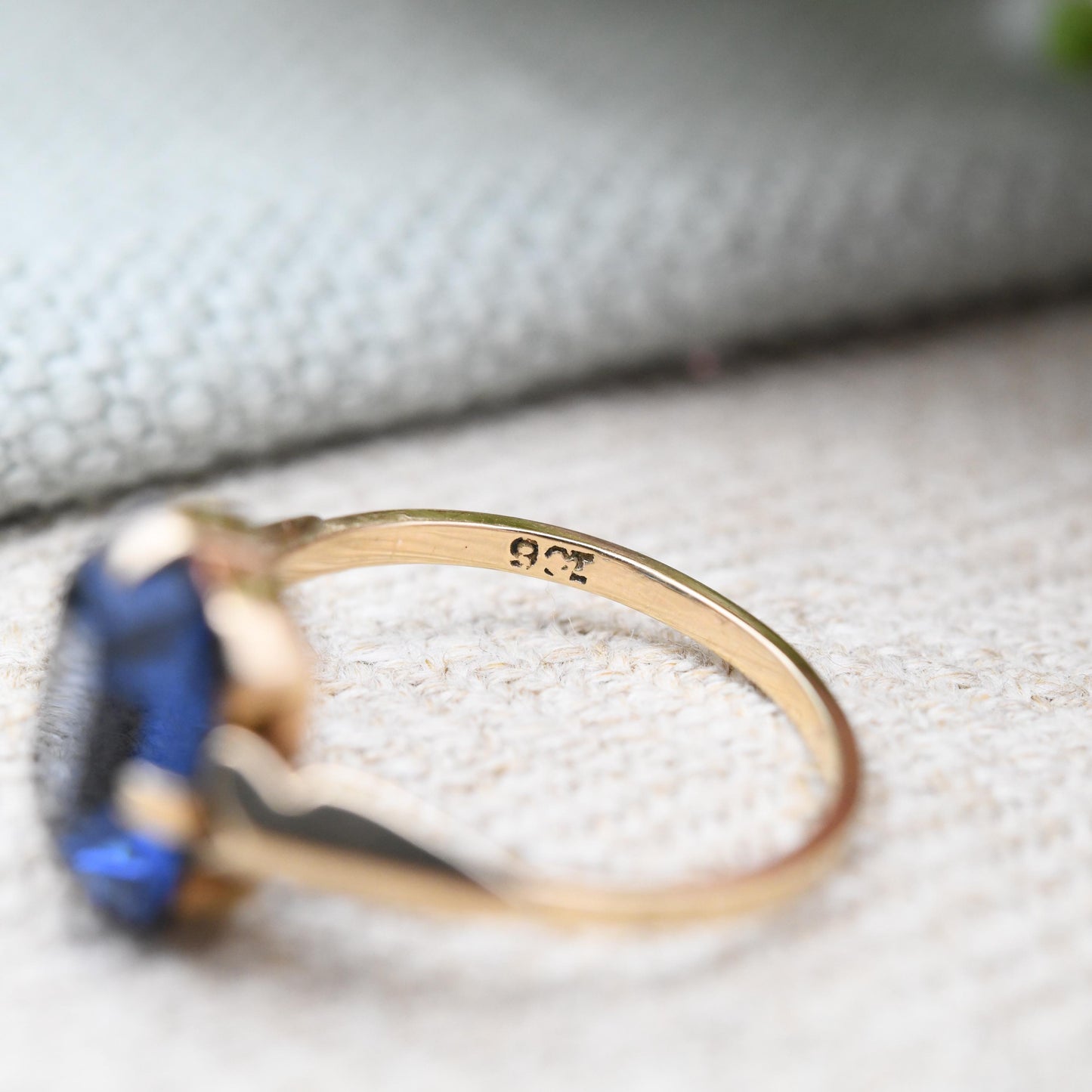 Antique Art Deco 9ct Gold Ring with Blue Paste Stone - Large Rectangle Deep Blue Glass Stone Pretty Gift | UK Size - K | US Size - 5 1/4