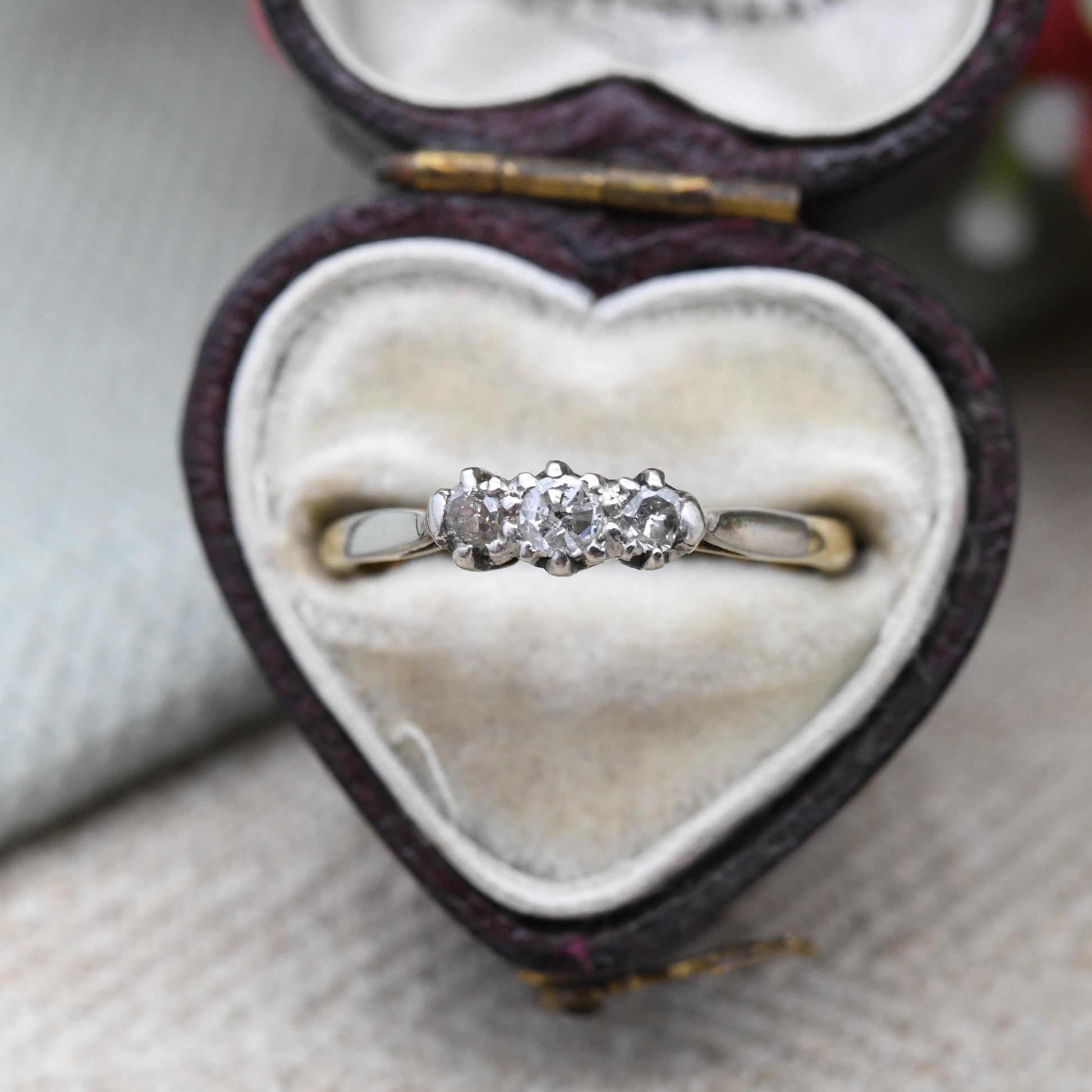 Vintage 18ct Gold and Platinum Three Stone Diamond Ring - Trilogy Engagement Ring c. 1930s | UK Size - L 1/2 | US Size - 6