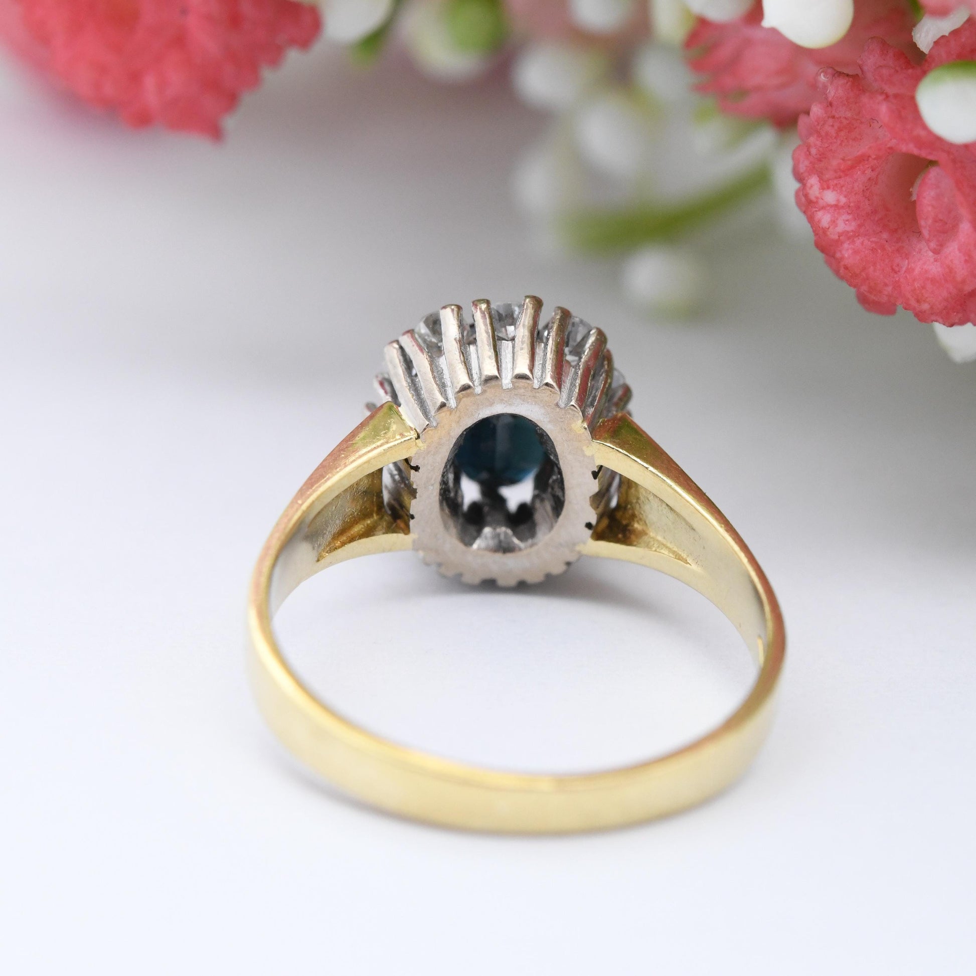 Vintage 18ct Gold Sapphire and Diamond Halo Ring 1986 - Mid-Century Cocktail Statement Engagement Ring | UK Size - L | US Size - 5 3/4