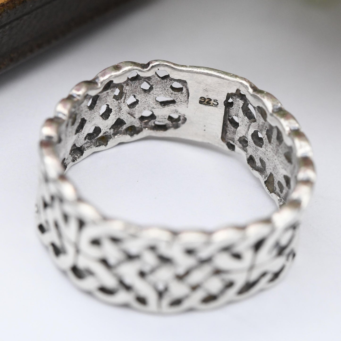 Vintage Sterling Silver Celtic Knot Band Ring - Openwork Wide Band Unisex Twisted Design | UK Size - P 1/2 | US Size - 8