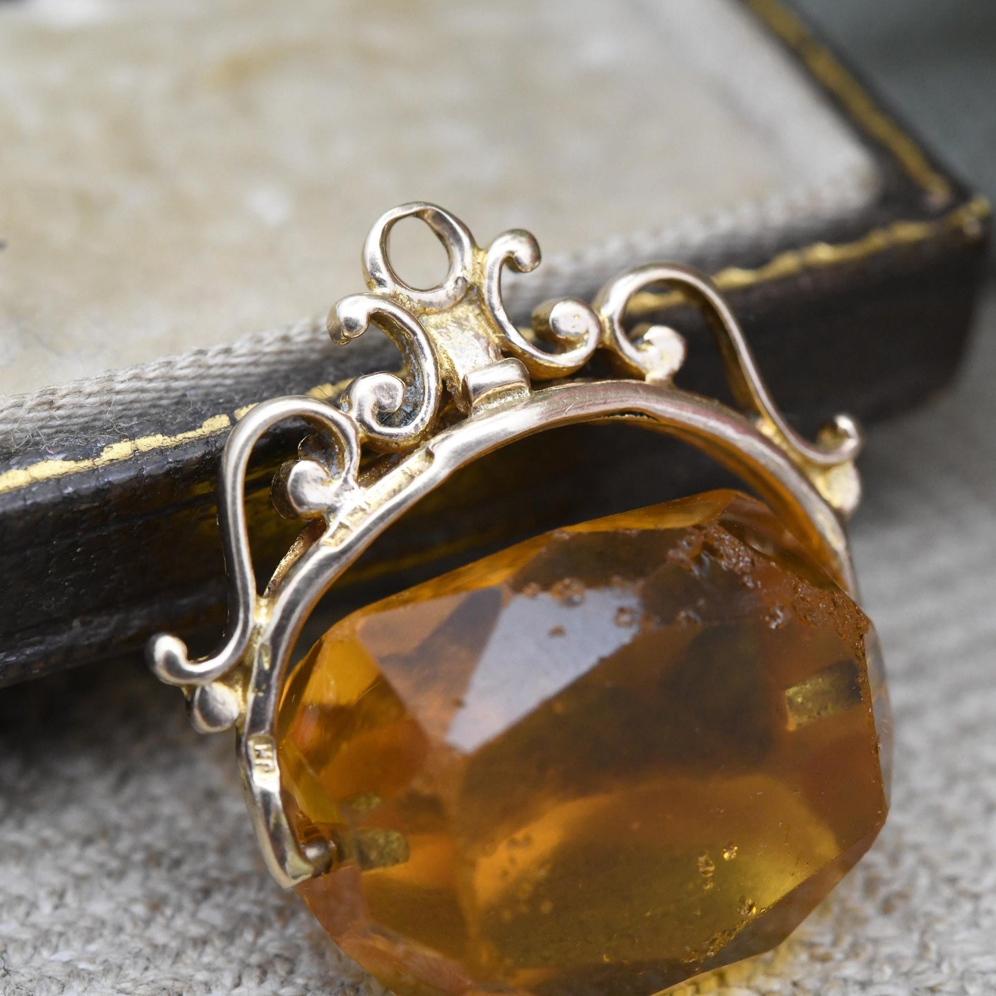 Vintage 9ct Gold Orange Spinner Fob 1969 - Faceted Citrine Paste Watch Fob Pendant | Ornate Design Antique Style | Fidget Pendant