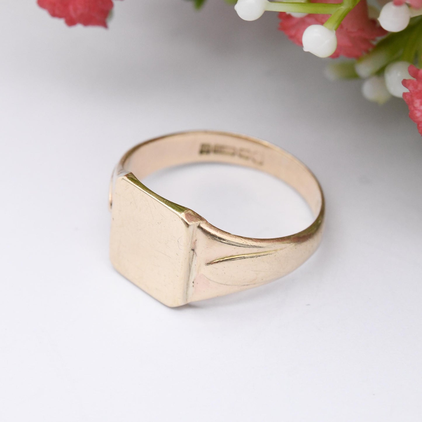 Vintage 9ct Gold Signet Ring 1970s Henry Griffith - Unisex Everyday Solid Gold Jewellery | Gift for Him | UK Size - S 1/2 | US Size - 9 1/4