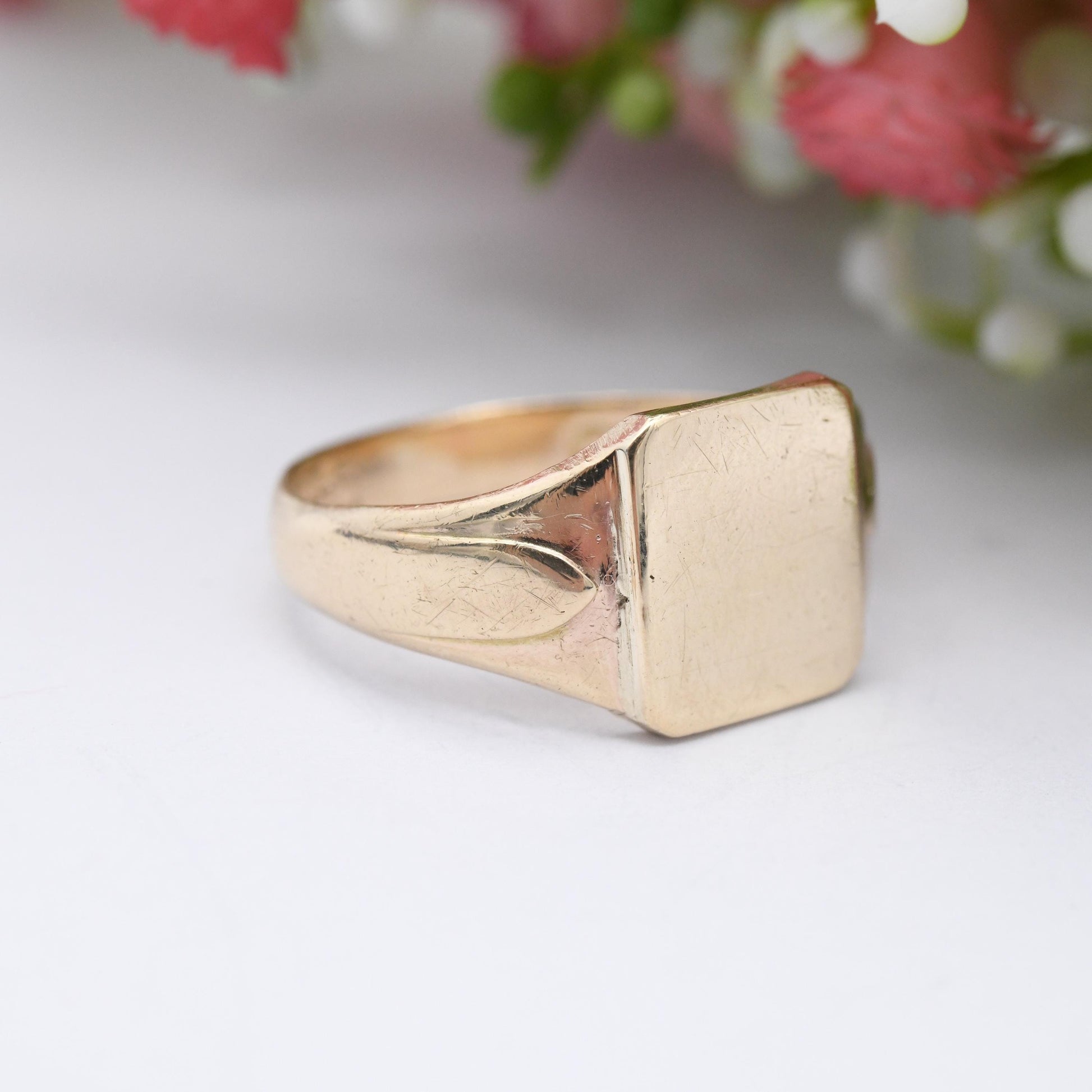 Vintage 9ct Gold Signet Ring 1970s Henry Griffith - Unisex Everyday Solid Gold Jewellery | Gift for Him | UK Size - S 1/2 | US Size - 9 1/4