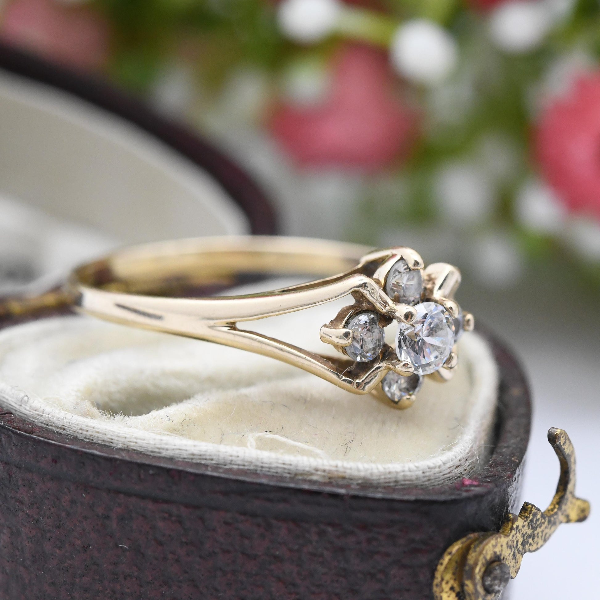 Vintage 9ct Gold Cluster Ring 1983 with Clear Stones - Mid-Century Delicate Cocktail Elven Style Star Ring | UK Size - O | US Size - 7 1/4