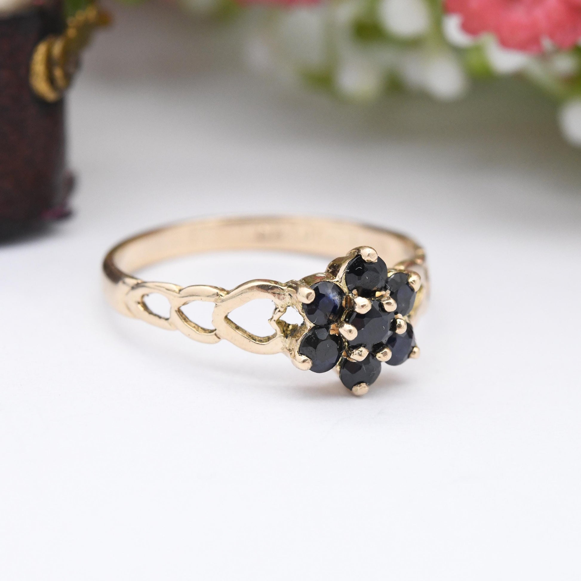 Vintage 9ct Gold Sapphire Flower Cluster Ring 1980 with Heart Shoulders - Gemstone Blue Floral Ring Gift for Her | UK Size - Q | US Size - 8