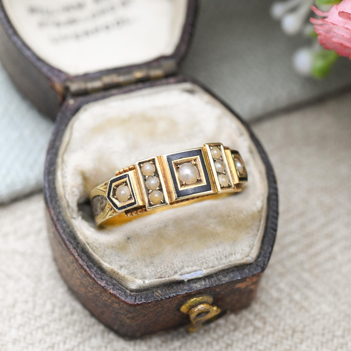 Antique Victorian 15ct Gold Mourning Ring 1897 Chester - Hair Band Black Enamel Split Pearls Black and White | UK Size - P | US Size - 7 1/2