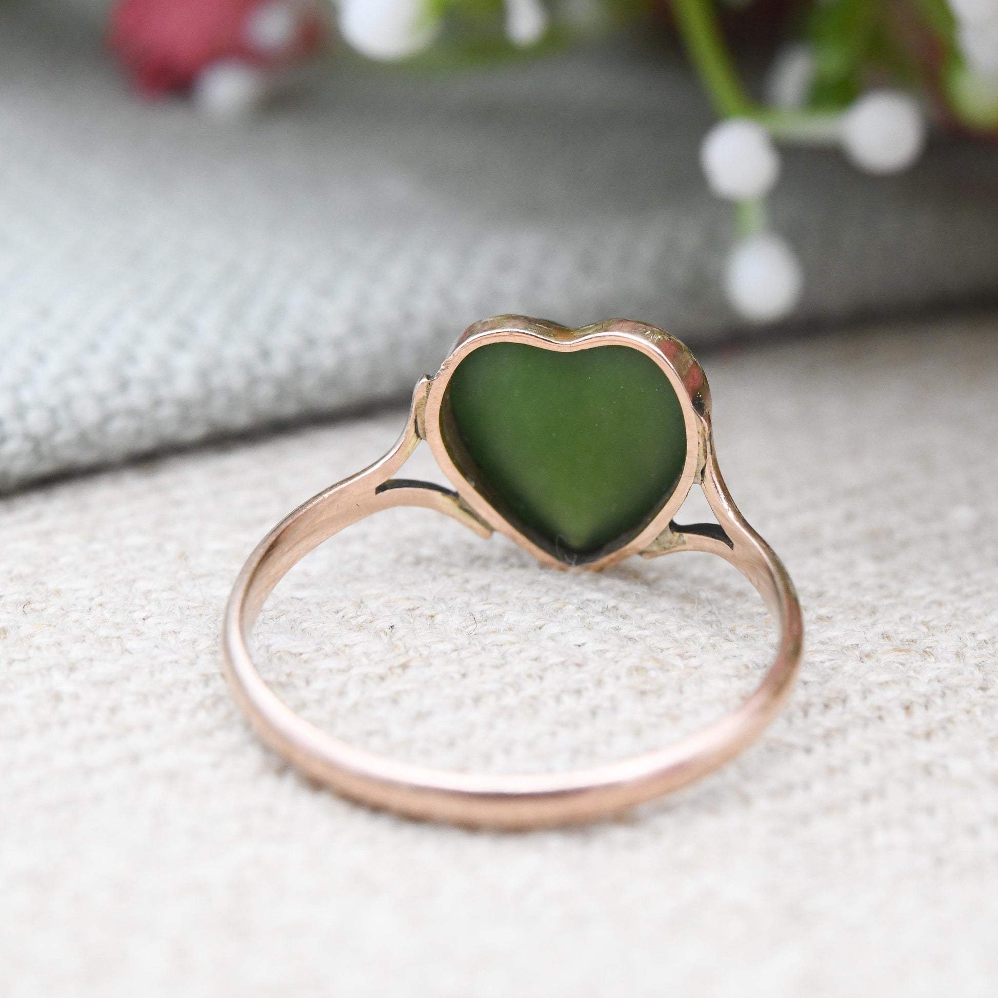 Antique 9ct Gold Heart Ring with Green Gemstone - Solid Rose Gold Band | Pretty Gift for Her | UK Size - P | US Size - 7