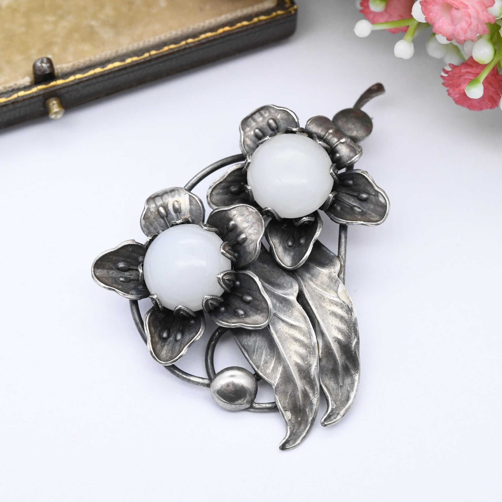 Vintage Sterling Silver Large Flowers Brooch with White Stones - Opalised Frosted Glass | Textured Flower Jewellery | Statement Brooch Gift