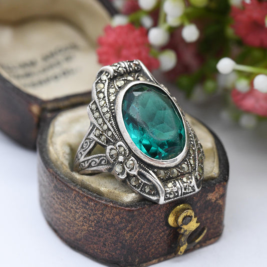 Vintage Art Deco Sterling Silver Plaque Ring Marcasite and Green Paste Stone Made in USA ->U<- - Cocktail Ring | UK Size - S | US Size - 9