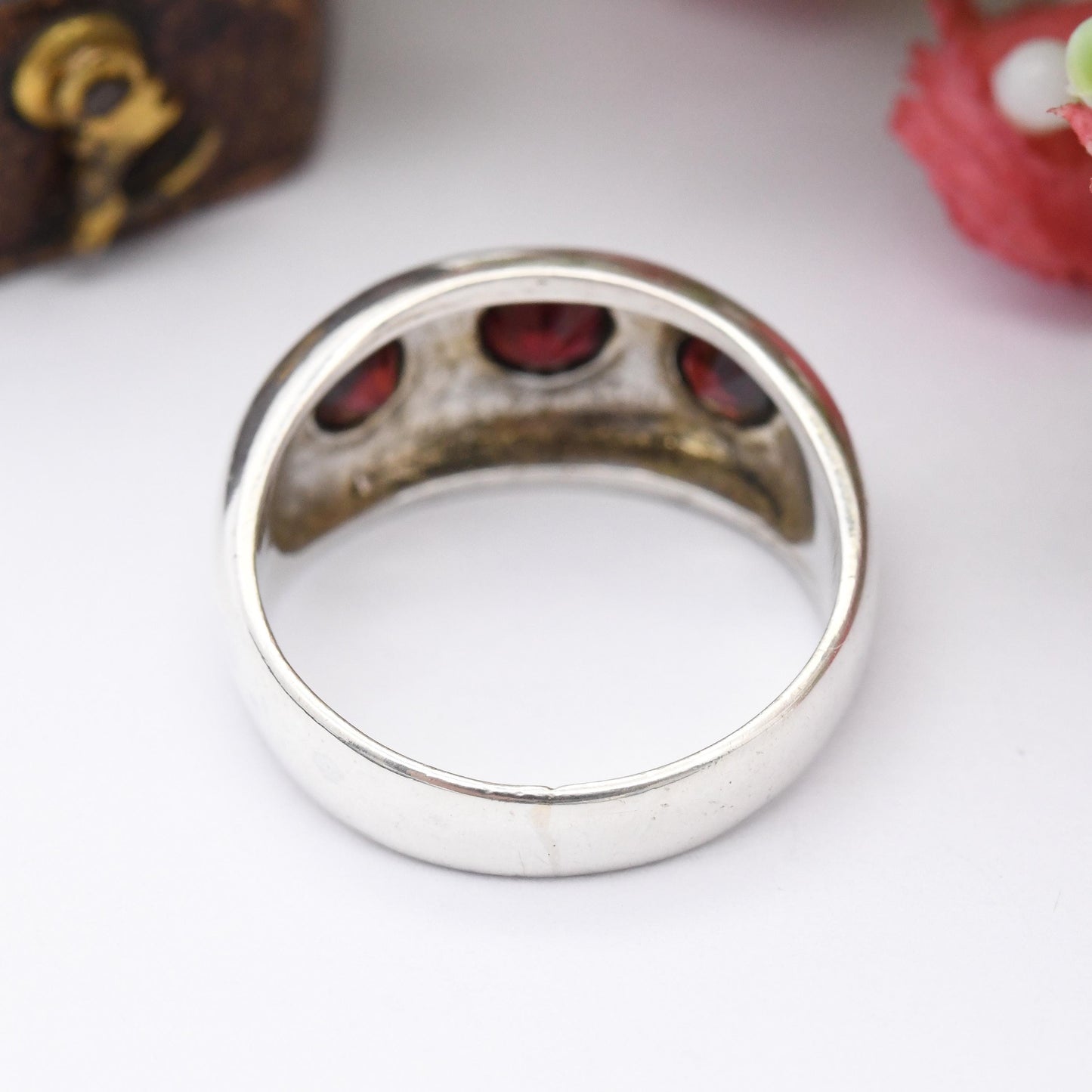 Vintage Sterling Silver Garnet Gypsy Ring Three Stone Trilogy - Chunky Gemstone Ring Deep Red Star Set | UK Size - N | US Size - 6 3/4