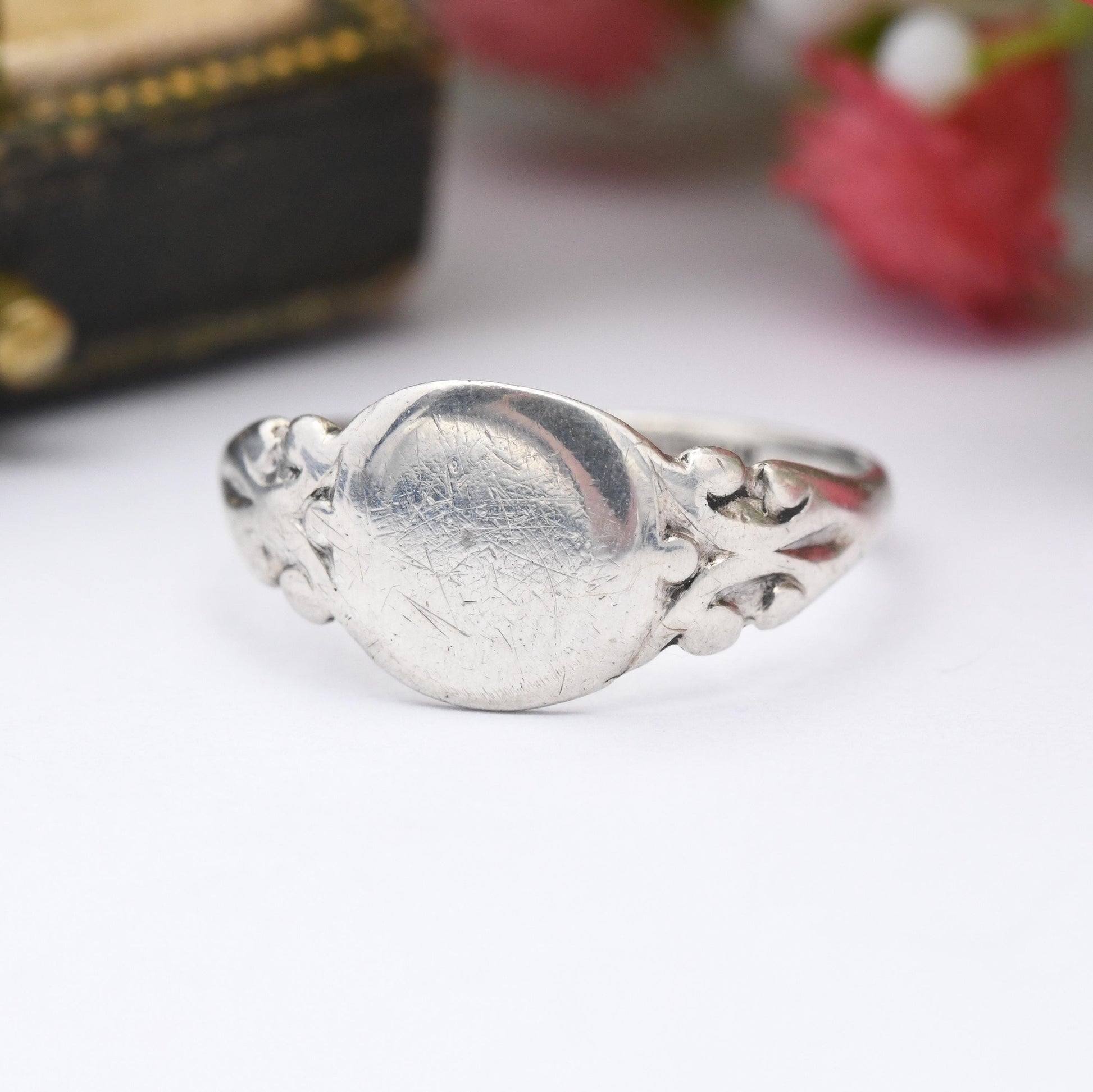 Antique Sterling Silver Signet Ring - Unisex Minimal Silver Jewellery | Everyday Pinkie Ring | Small Size UK Size - L | US Size - 5 3/4