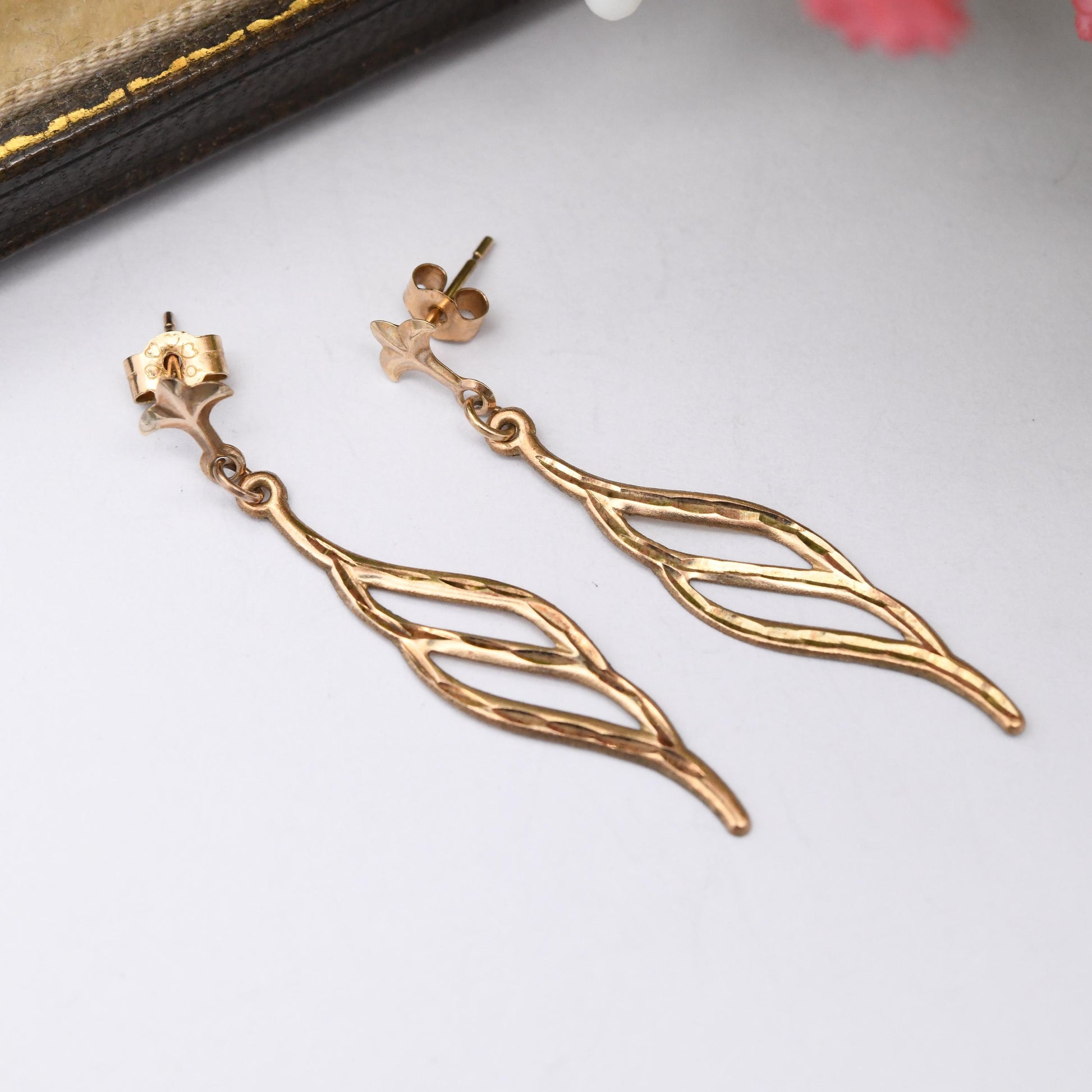 Vintage 9ct Gold Twisted Drop Earrings with Diamond Cut Engraved Pattern - with Butterfly Backs