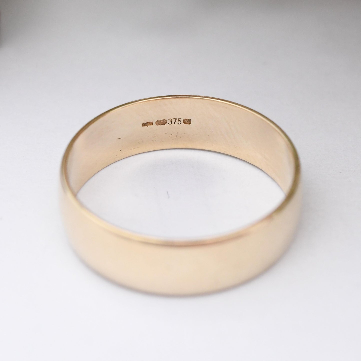 Vintage Solid 9ct Gold Band Ring - Unisex Minimalist Mid-Century Jewellery Yellow Gold Wedding Band | UK Size - K | US Size - 5 1/4