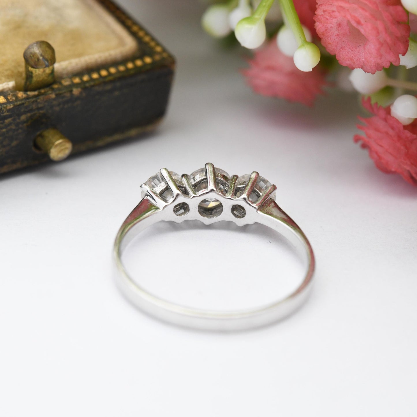 Vintage 9ct White Gold CZ Three Stone Ring - Large Round Trilogy Ring Solid Gold JEwellery Gift for Her | UK Size - N | US Size - 6 3/4