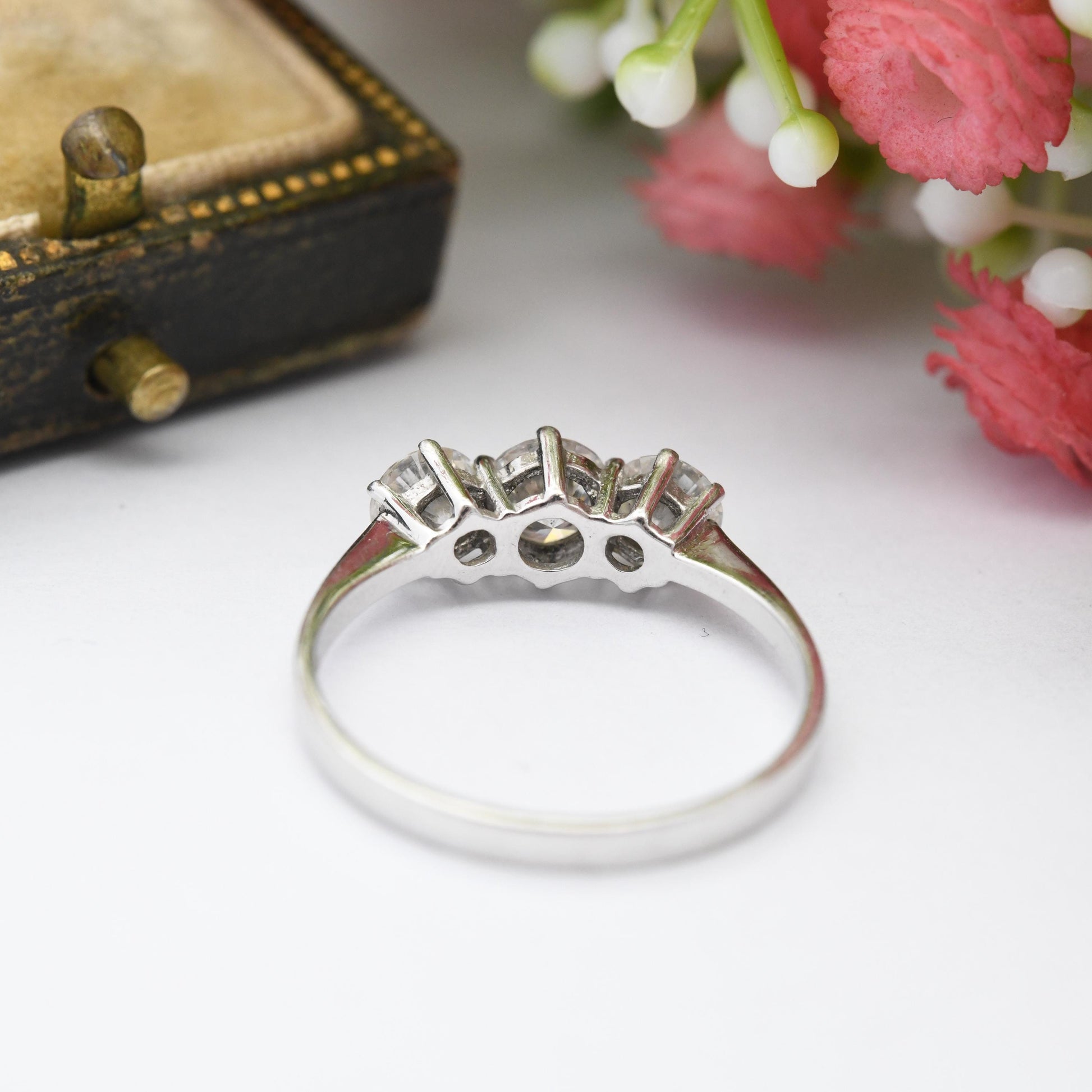 Vintage 9ct White Gold CZ Three Stone Ring - Large Round Trilogy Ring Solid Gold JEwellery Gift for Her | UK Size - N | US Size - 6 3/4