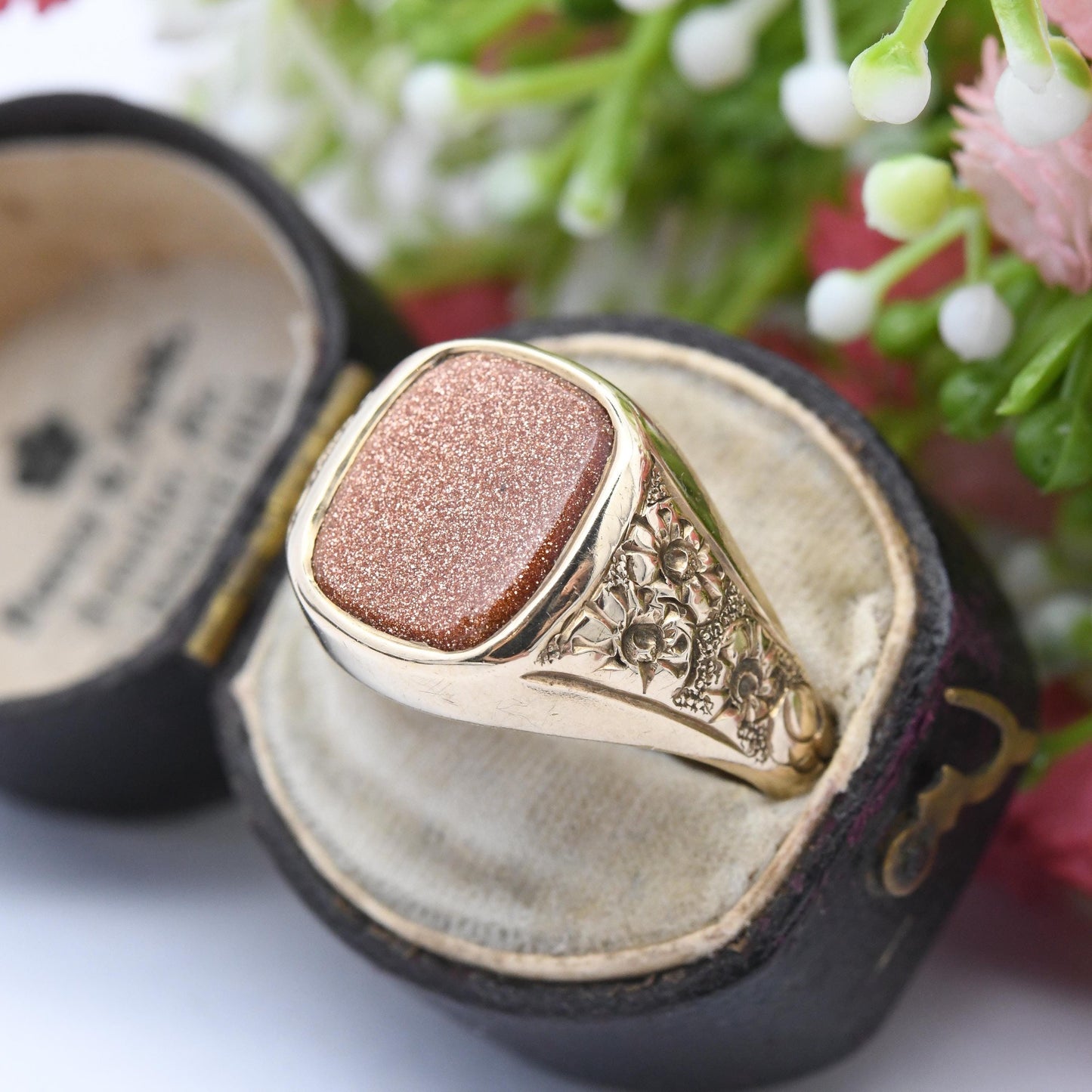 Vintage 9ct Gold Goldstone Signet Ring 1978 Floral Shoulders - Unisex Large Solid Gold Jewellery Gift | UK Size - V 1/2 | US Size - 10 3/4