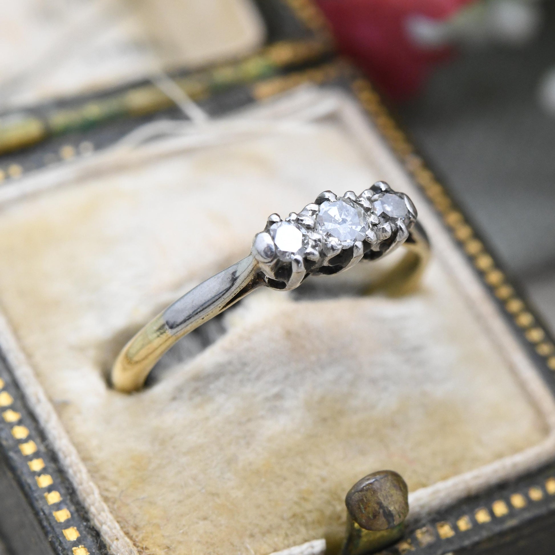 Vintage 18ct Gold and Platinum Three Stone Diamond Ring - Trilogy Engagement Ring c. 1930s | UK Size - L 1/2 | US Size - 6