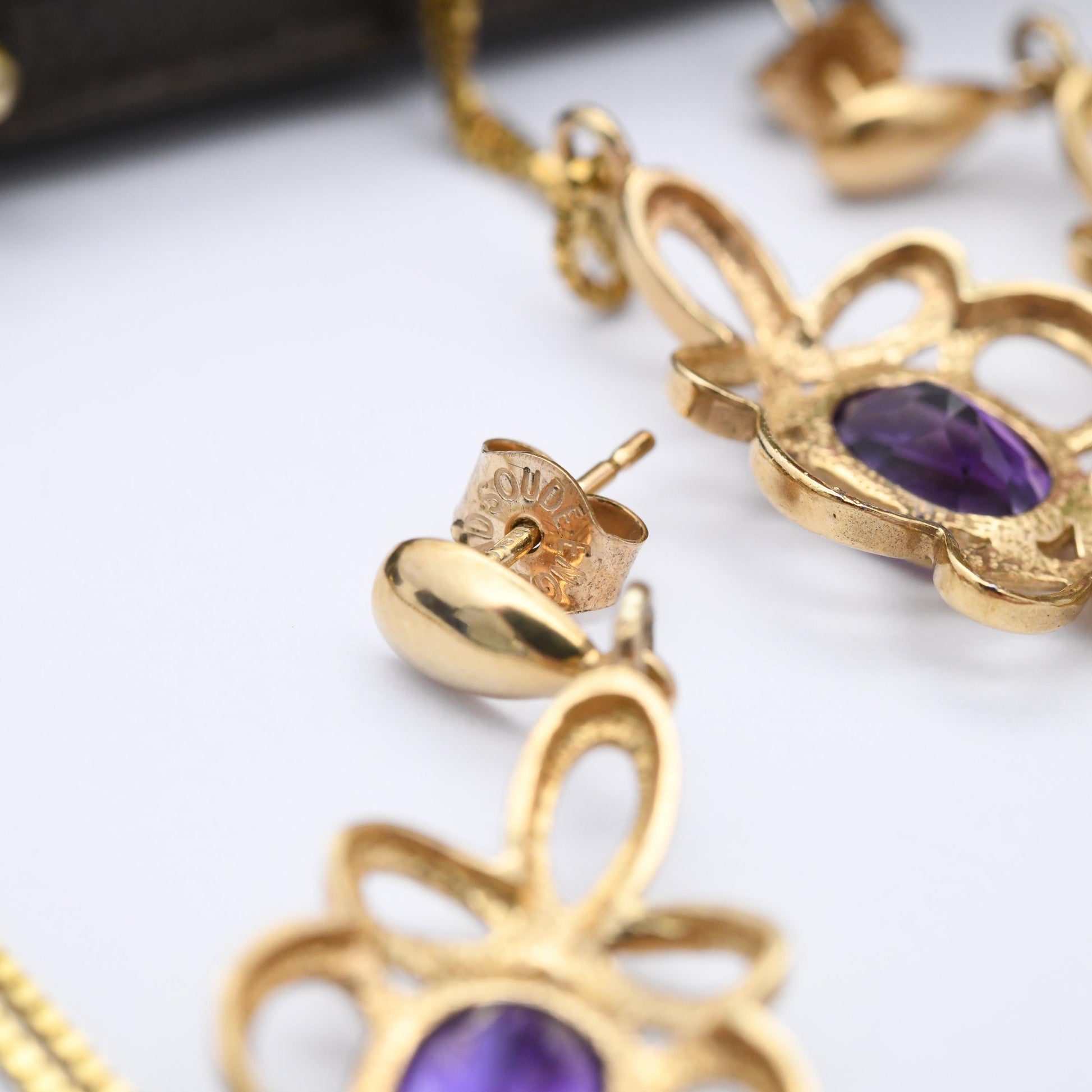 Vintage 9ct Gold Amethyst Jewellery Set 1995 Pendant Necklace and Drop Earrings - Twisted Knot Solid Gold Jewellery Gift Set | Soude England