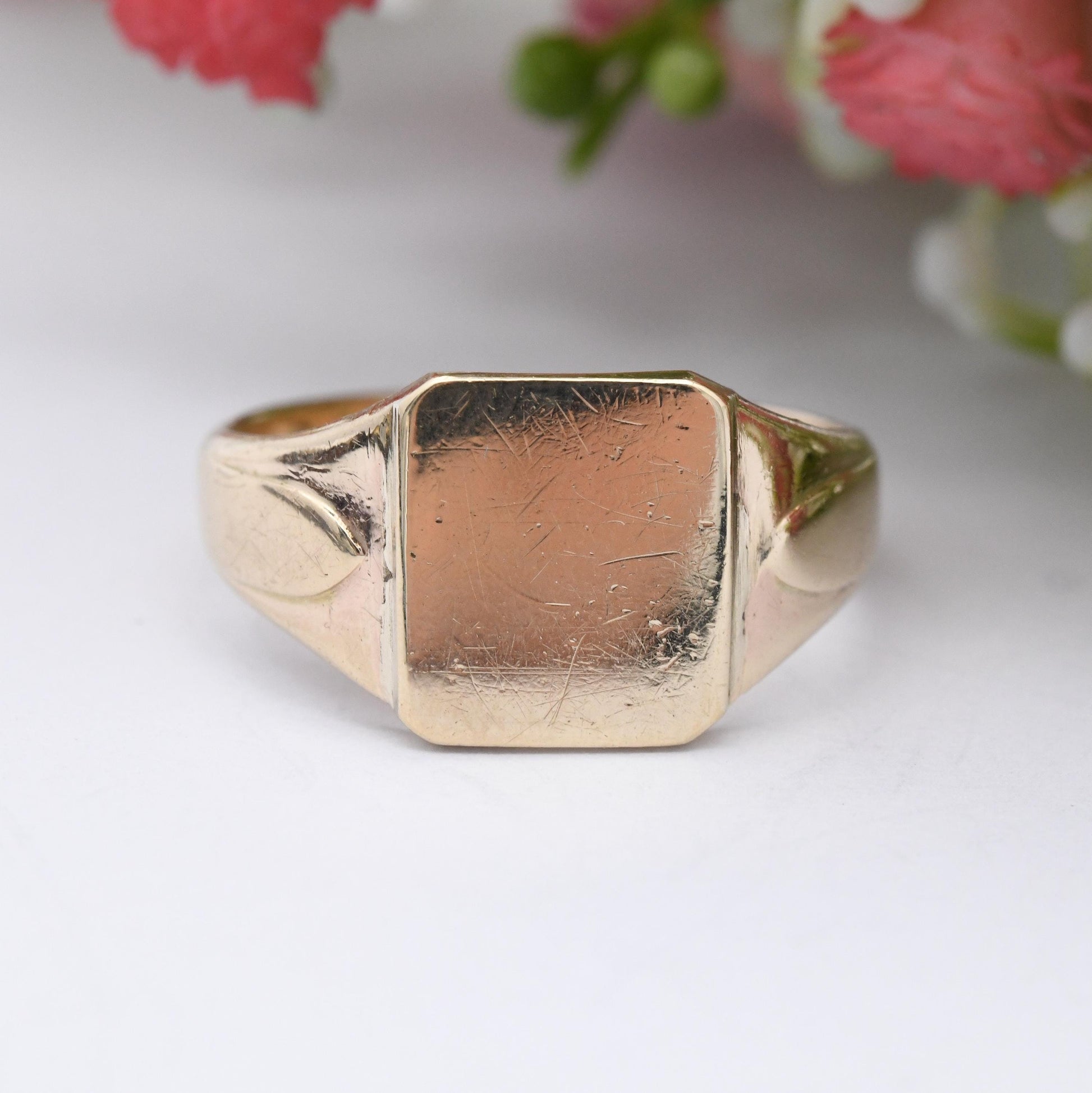 Vintage 9ct Gold Signet Ring 1970s Henry Griffith - Unisex Everyday Solid Gold Jewellery | Gift for Him | UK Size - S 1/2 | US Size - 9 1/4