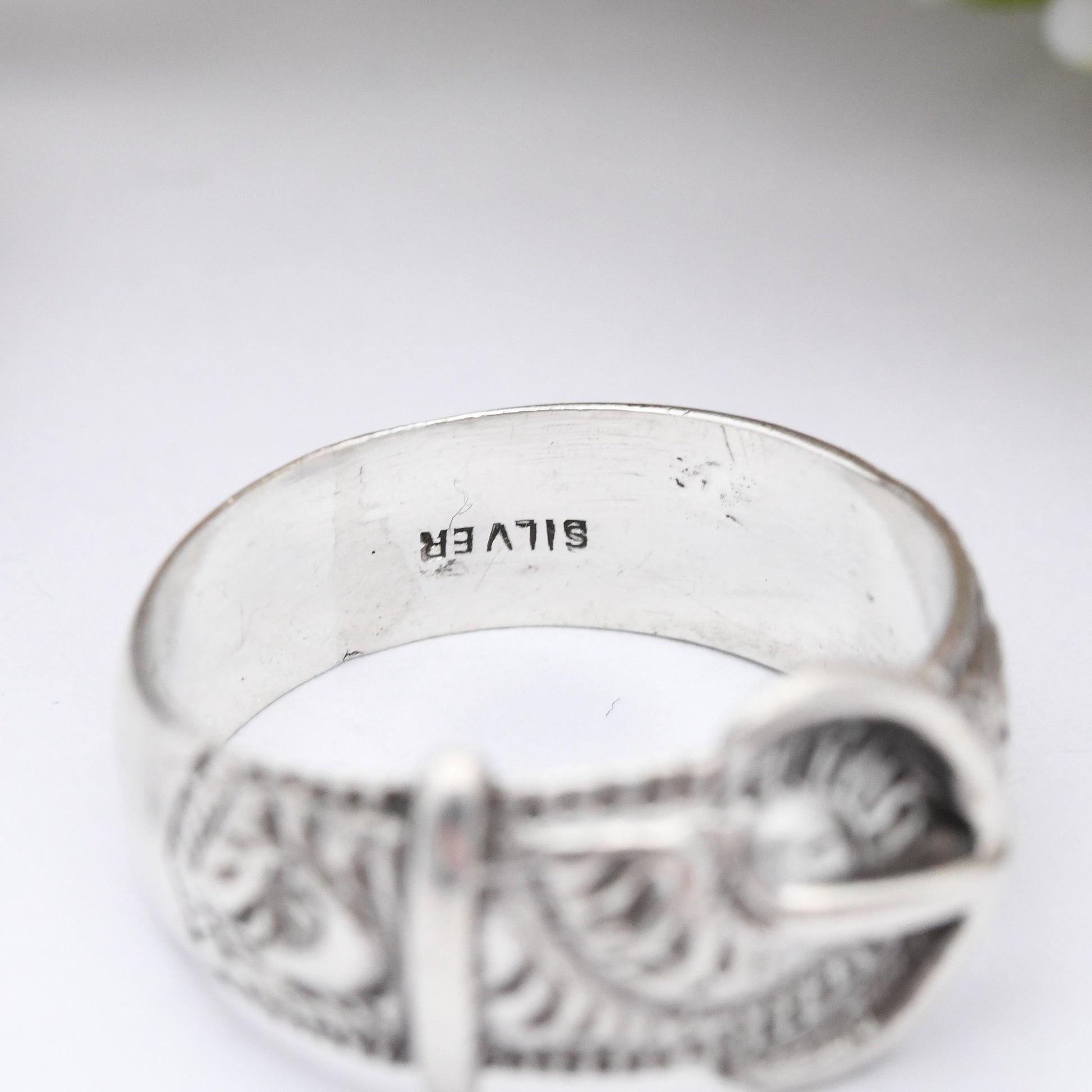 Antique Sterling Silver Buckle Ring with Hand Engraved Scrolling - Ornate Victorian Band Unisex Belt Ring | UK Size - O 1/2 | US Size - 7