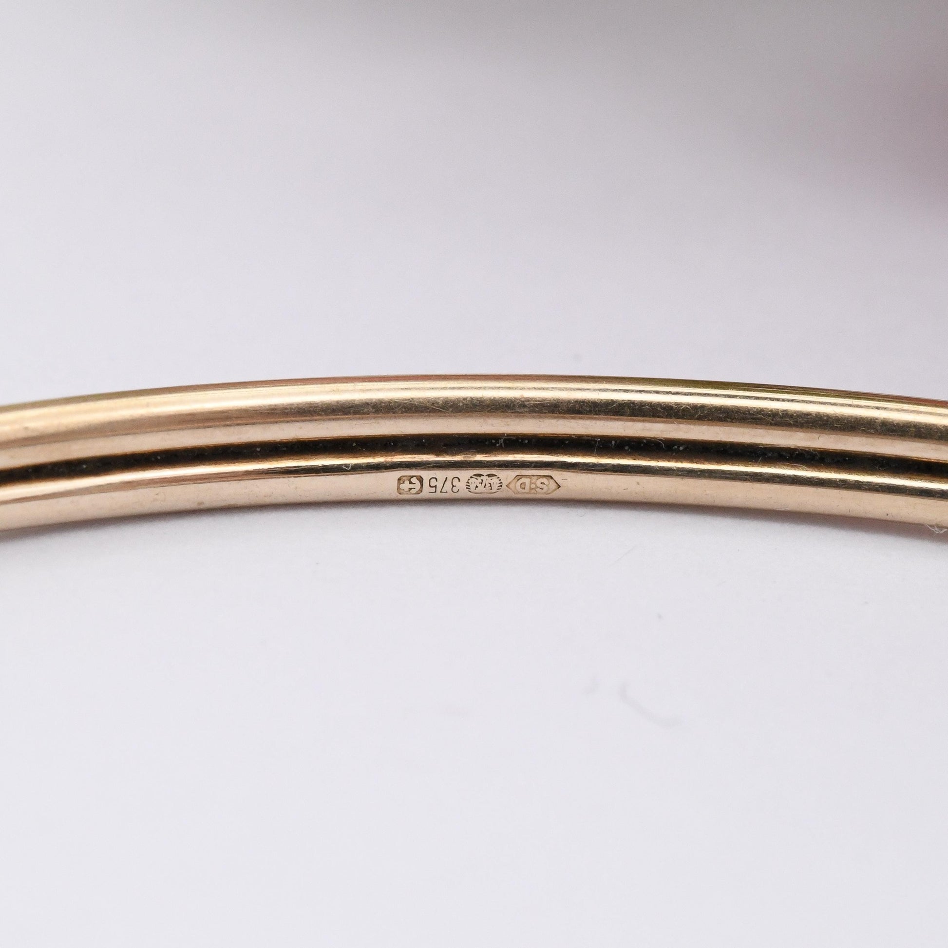 Vintage 9ct Gold Snake Bangle Bracelet with Garnet Eyes - Textured Detail Head and Tail | Serpent Ouroboros Jewellery | Open Adjustable Cuff