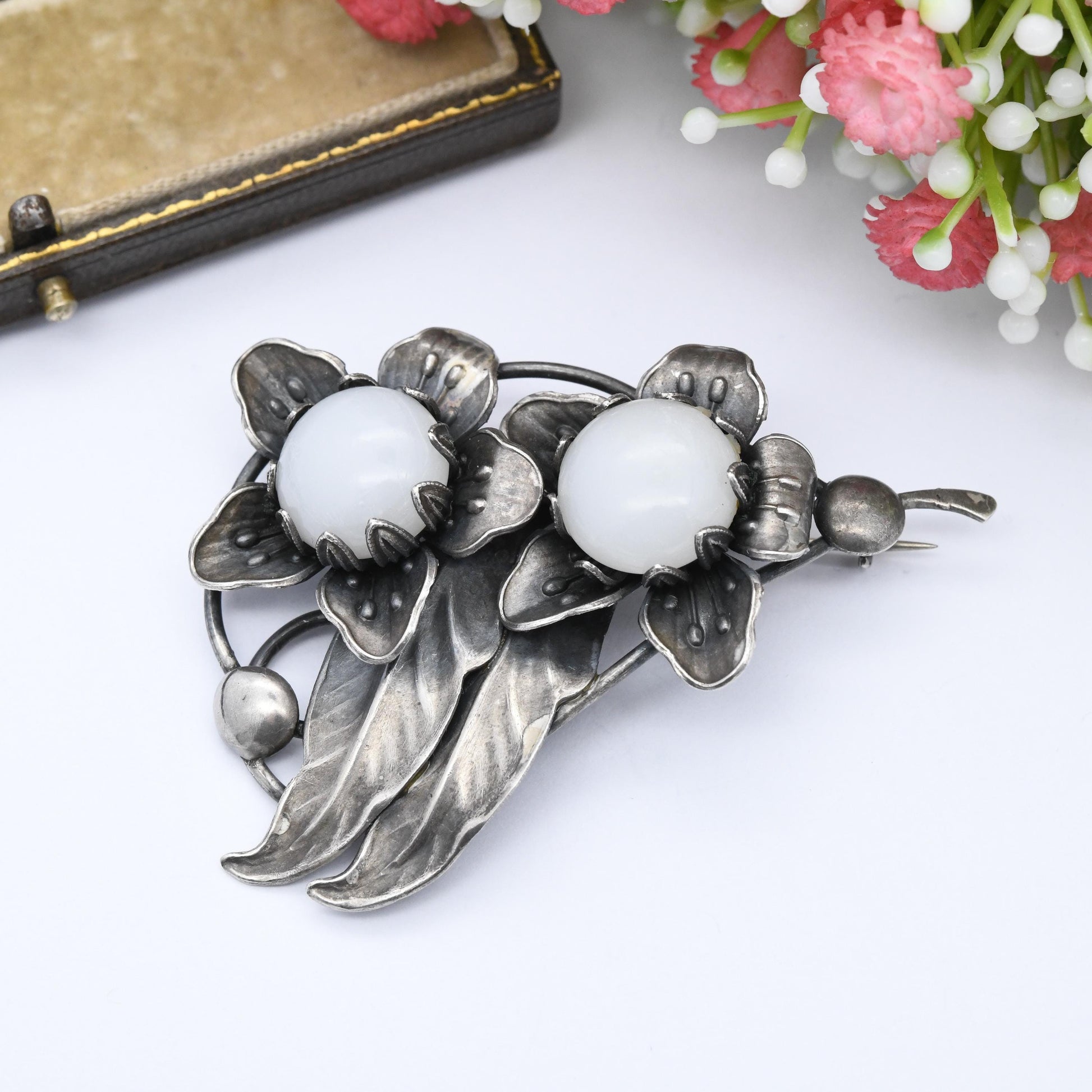 Vintage Sterling Silver Large Flowers Brooch with White Stones - Opalised Frosted Glass | Textured Flower Jewellery | Statement Brooch Gift
