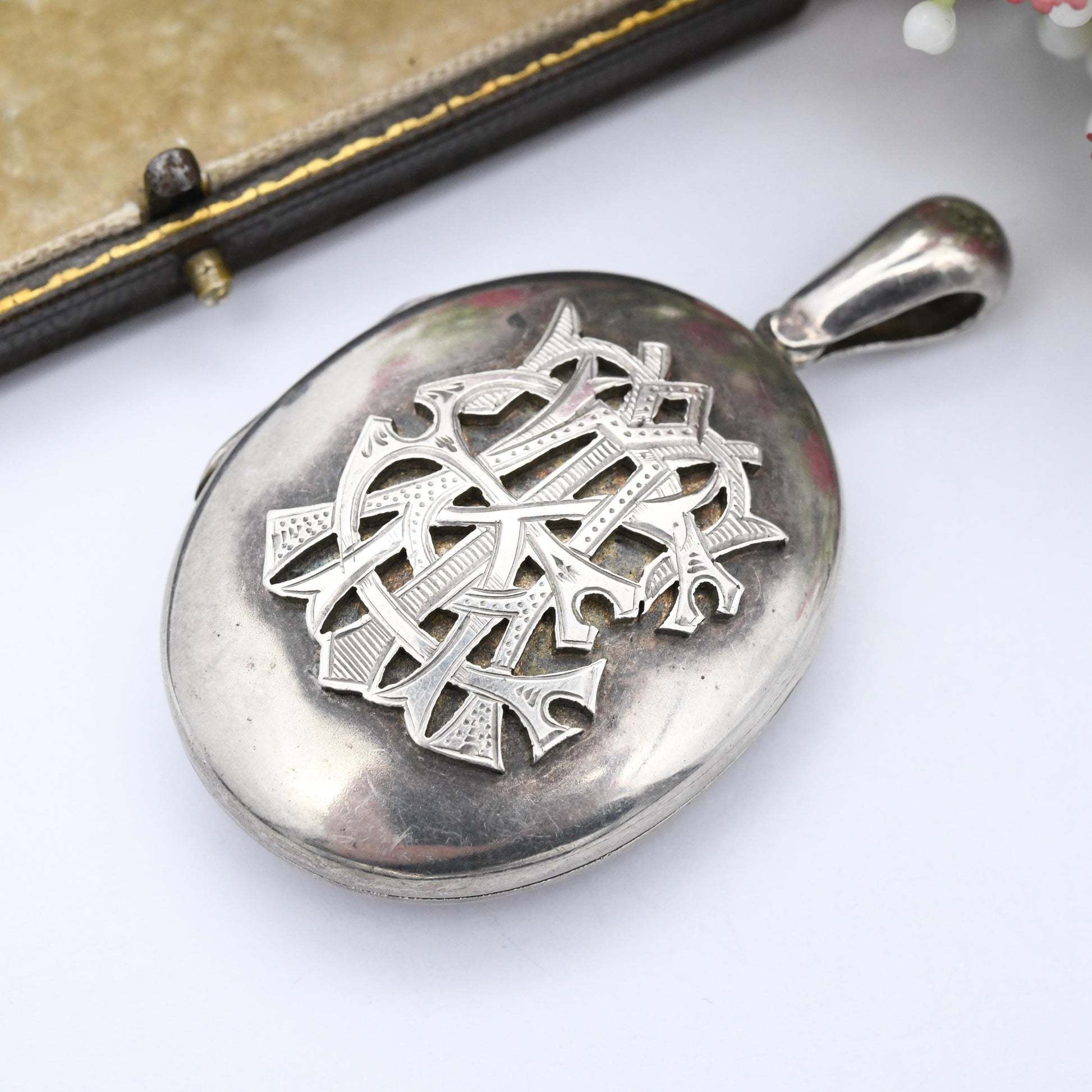 Antique Victorian Sterling Silver Monogram Locket Interwoven Letters ATE - Oval Pendant Engraved Sentimental Initial Gift Aesthetic Movement