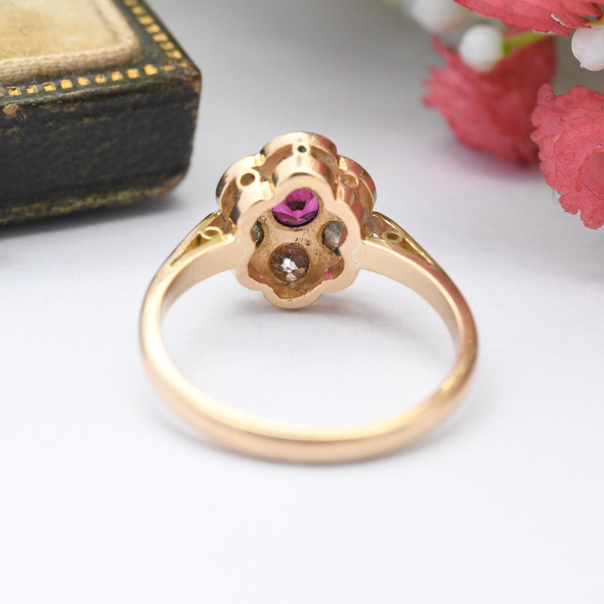 Antique 18ct Gold Ruby and Diamond Floral Cluster Ring - Pretty Flower Halo Ring | Anniversary Gift Engagement | UK Size - M | US Size - 6