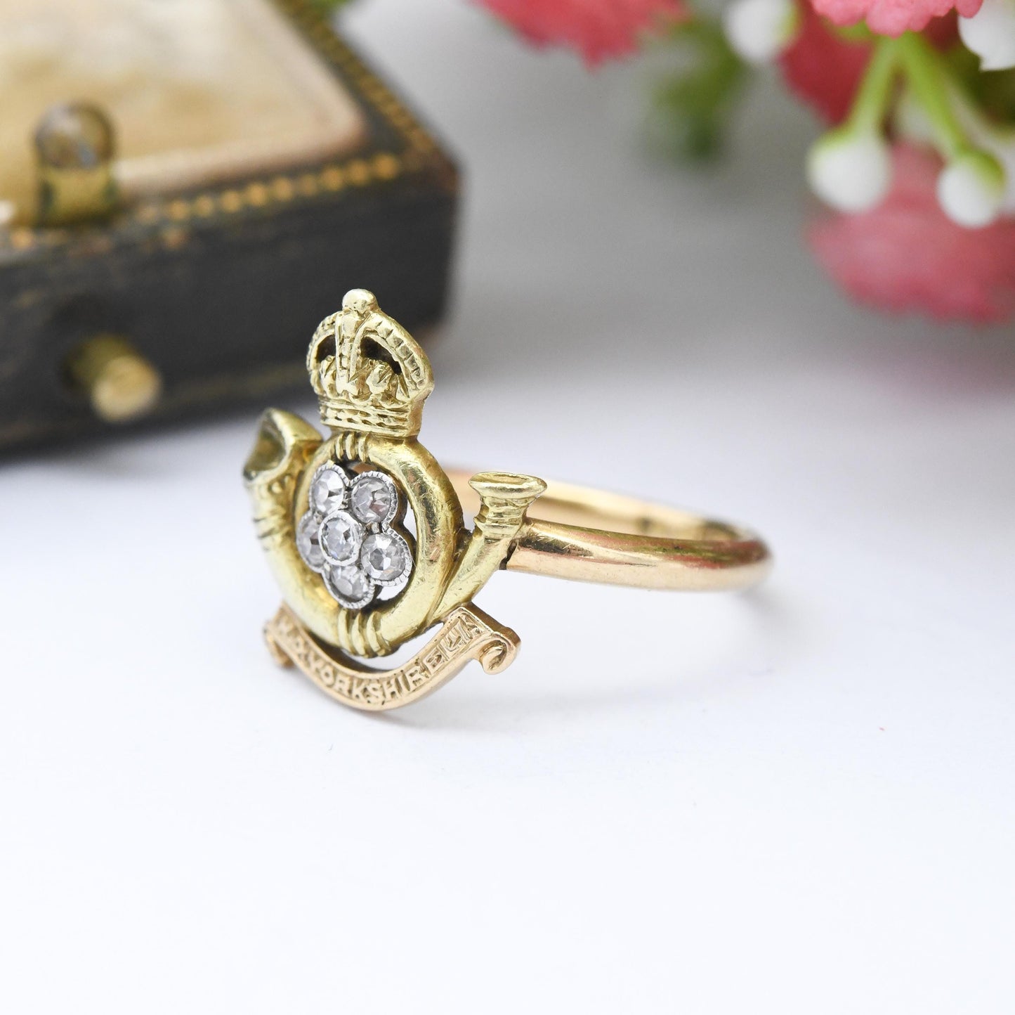 Antique 18ct Gold Diamond Sweetheart Ring - King's Own Yorkshire Light Infantry Regiment Crowned French Horn White Rose | Size UK K US 5 1/4