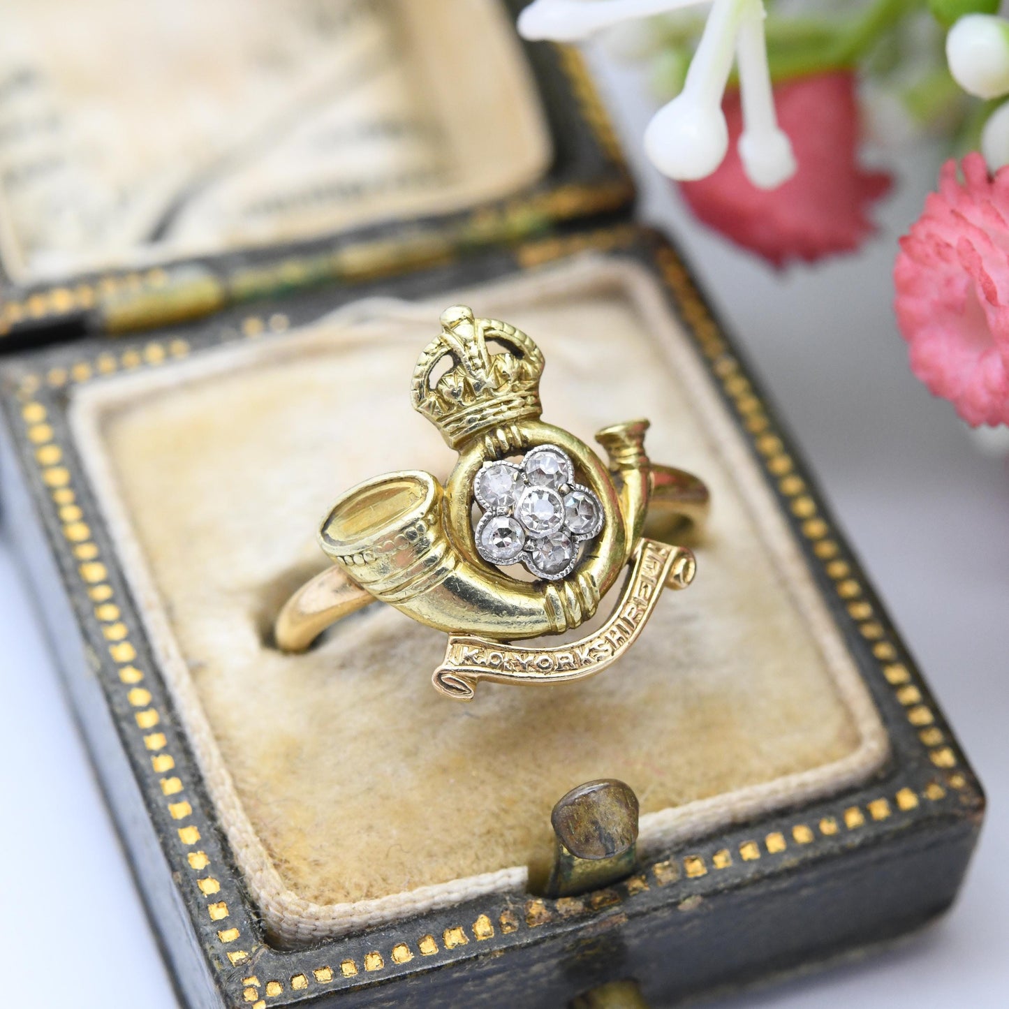 Antique 18ct Gold Diamond Sweetheart Ring - King's Own Yorkshire Light Infantry Regiment Crowned French Horn White Rose | Size UK K US 5 1/4