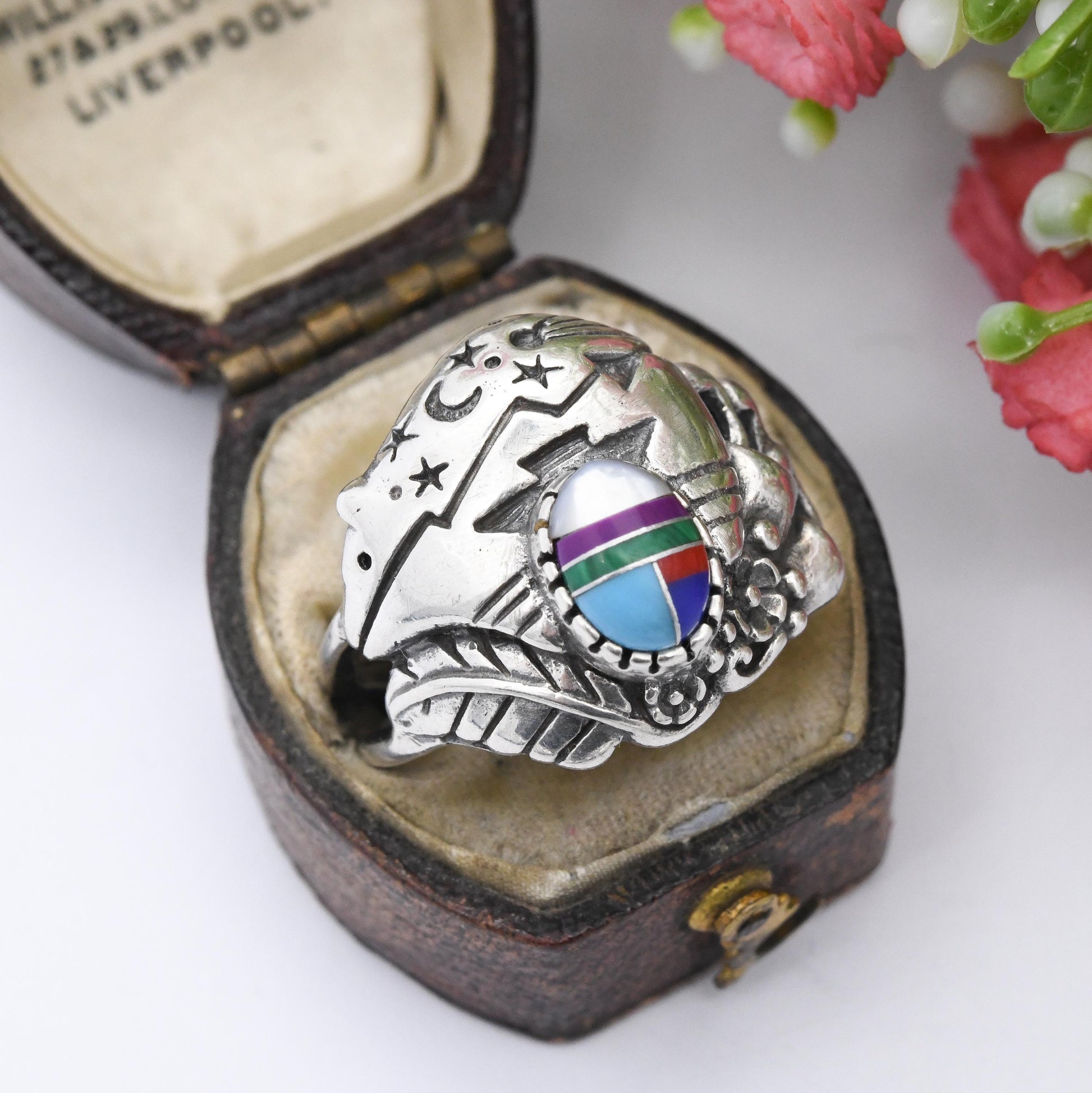 Vintage Shube Dakota West Sterling Silver Bear Ring with Gemstone Inlay - Stars and Moon Feather Flowers | UK Size - R 1/2 | US Size - 8 3/4