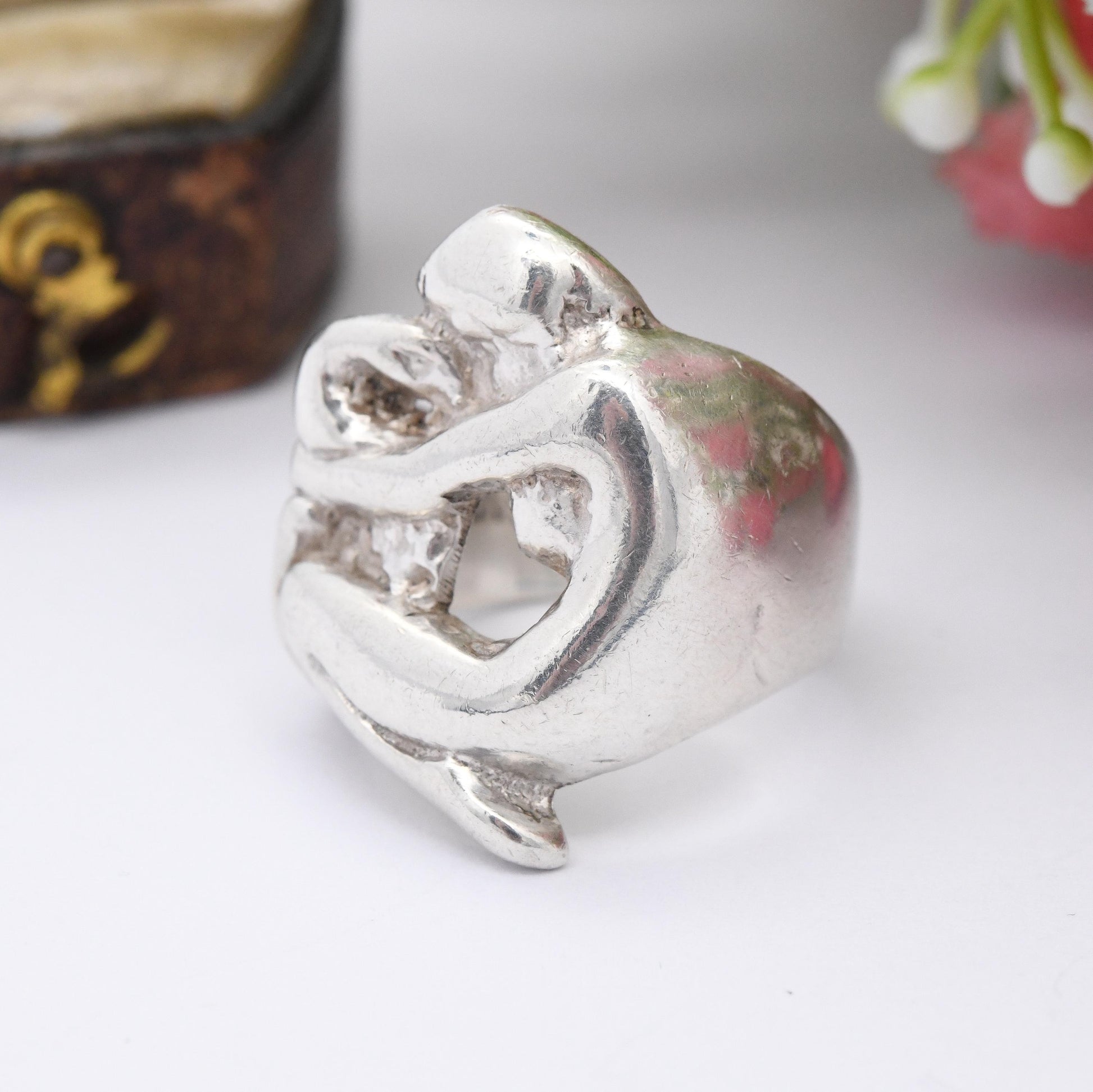 Vintage Silver Leda and the Swan Ring Made in Scotland - Mid-Century Figural Silver Naked Woman Hugging Bird | UK Size - J 1/2 | US Size - 5